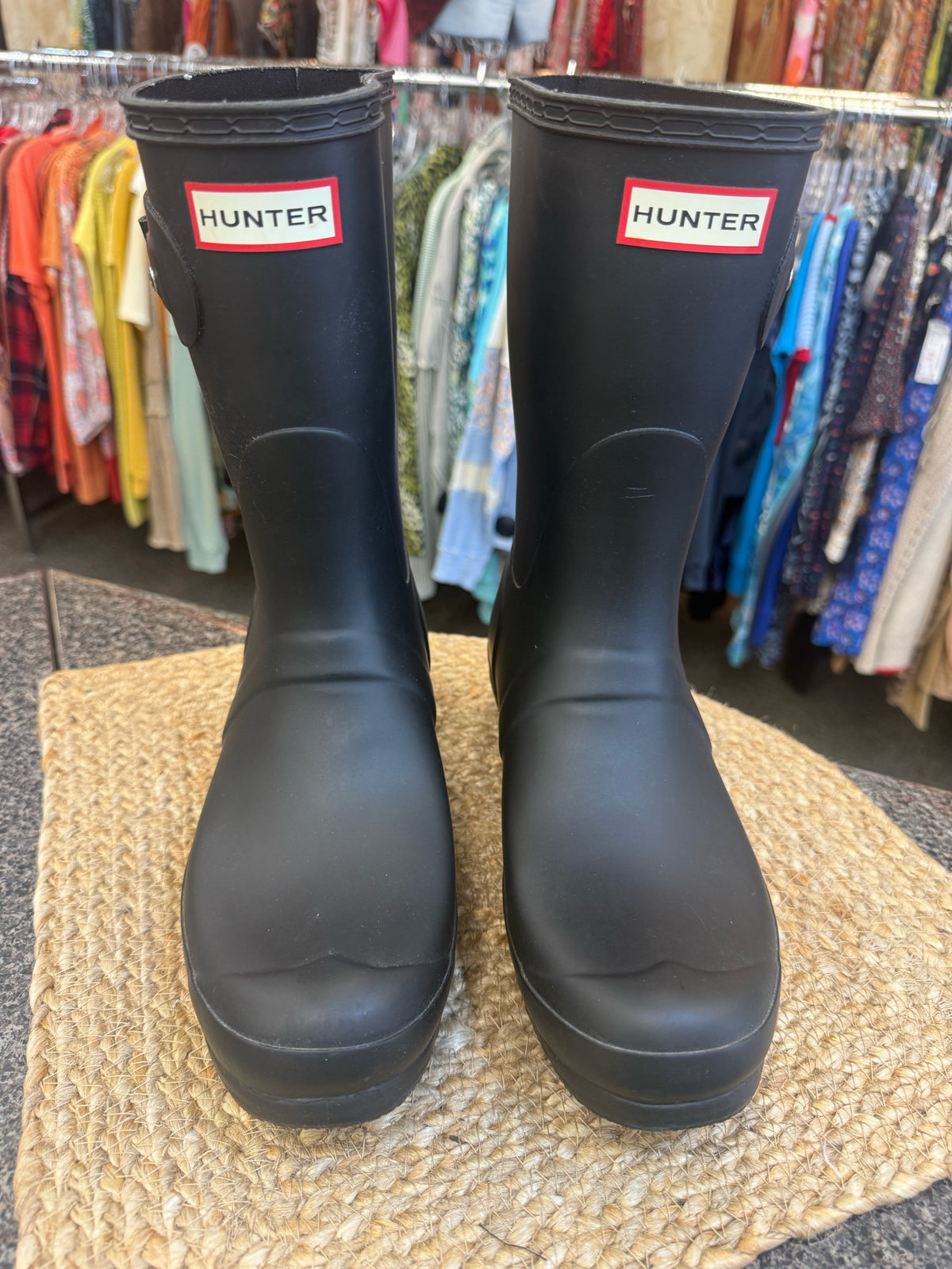 Pre-owned Hunter Black Size 10 Designer Boot
