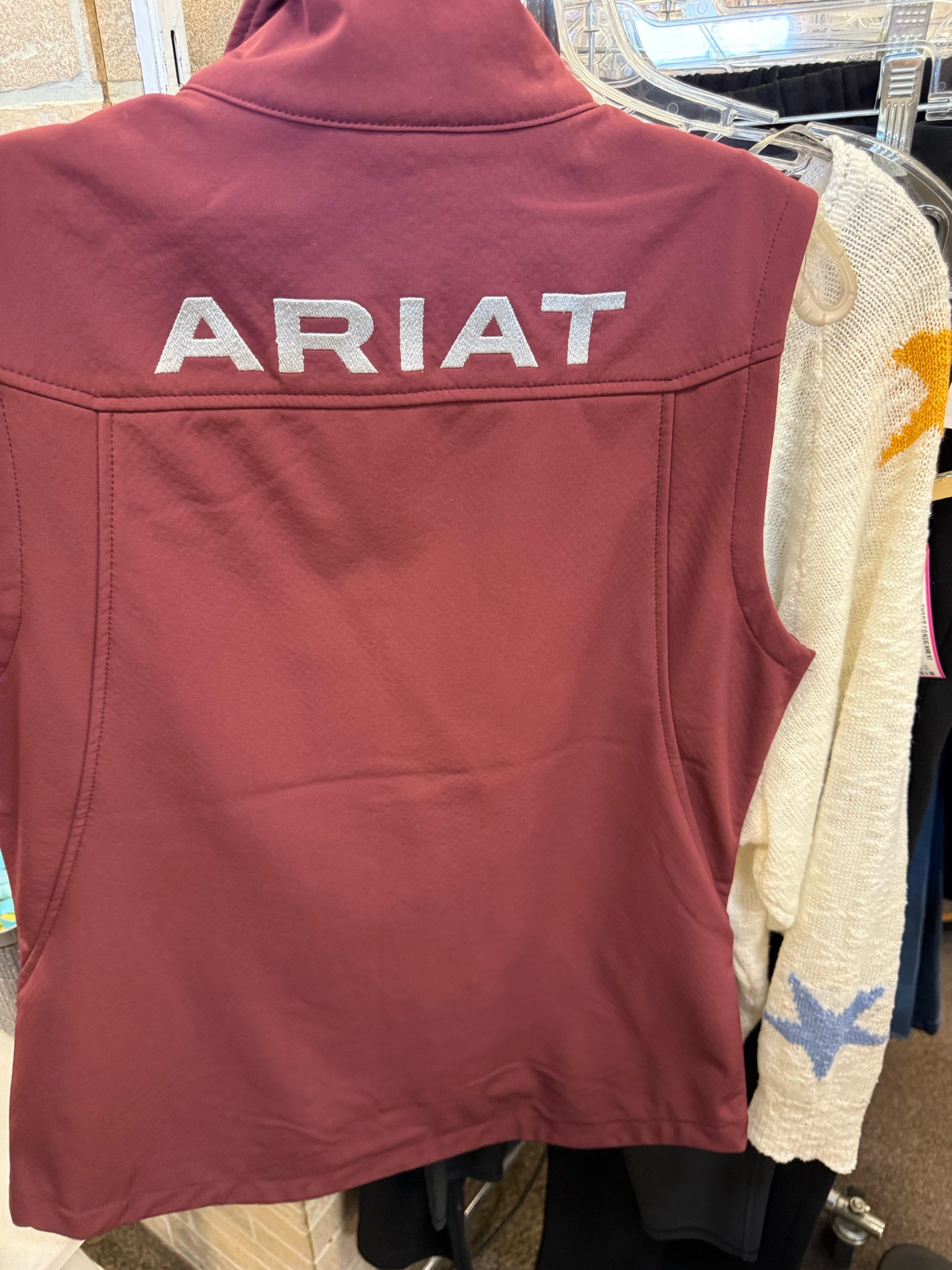 Pre-owned ARIAT Wine Size* M Designer Vest
