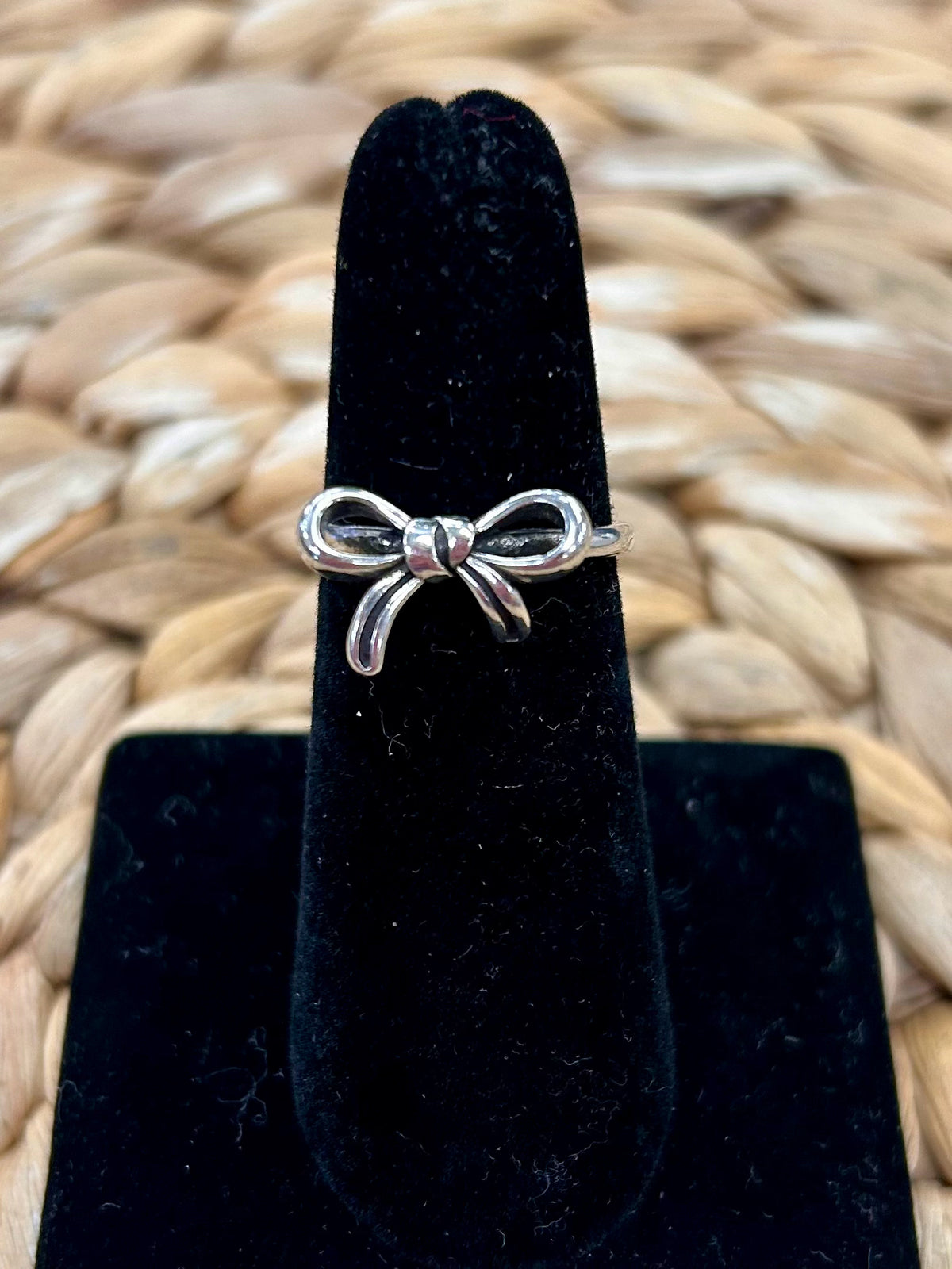 Pre-owned JAMES AVERY STERLING SILVER Ring Size 6 Designer Ring