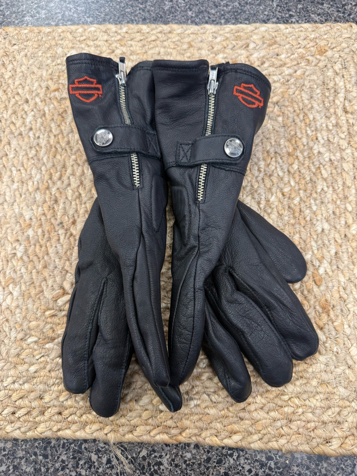 New with Tag Harley Davidson Black Gloves