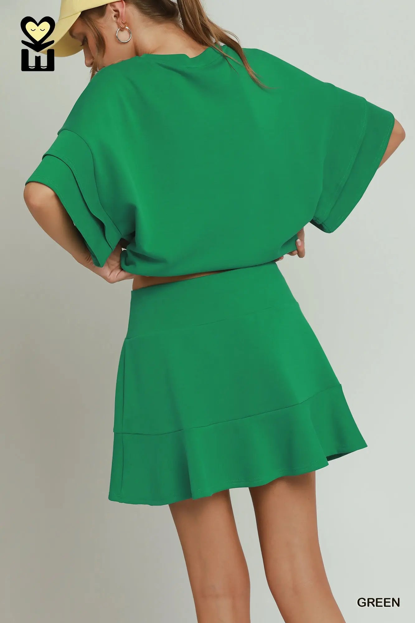 New UMGEE Green Dr Size S SkirtSet