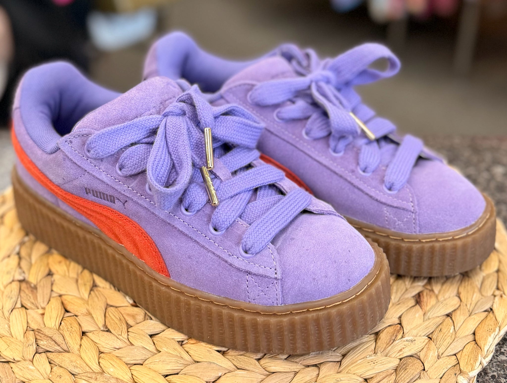 Pre-owned PUMA Purple Red Trim Size 8.5 Designer Sneaker