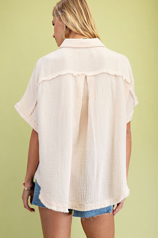 New Gigio Cream Size: S Short Sleeve Blouse
