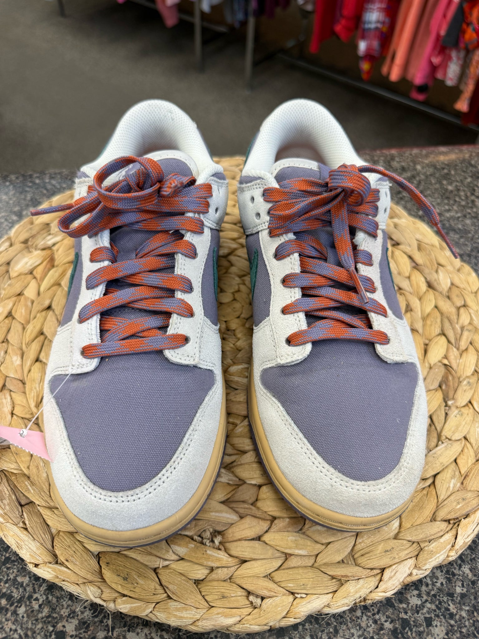 Pre-owned NIKE Light gray Purple Size 8 Designer Sneaker