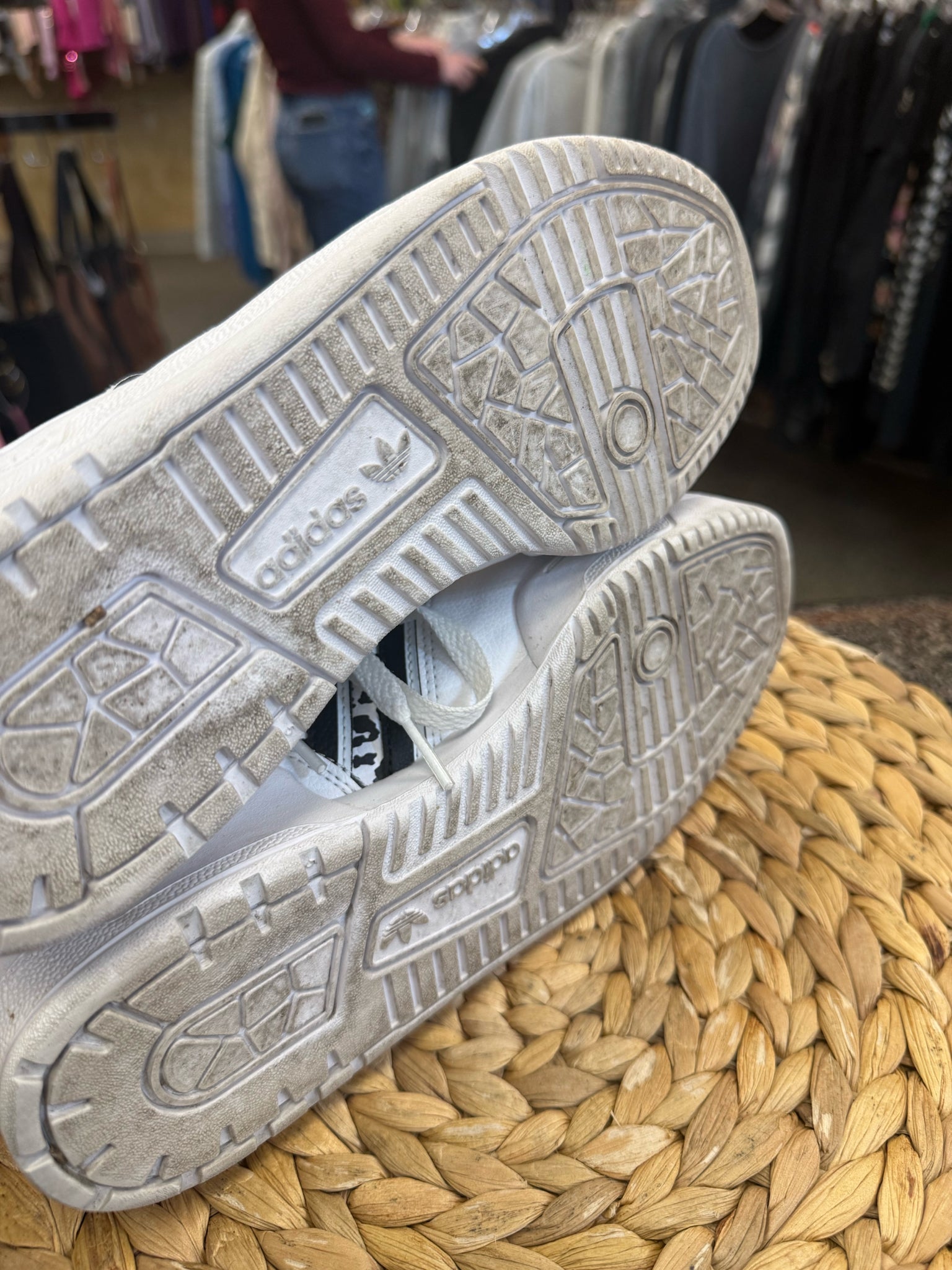 Pre-owned ADIDAS White Black Animal Size 5.5 Sneaker