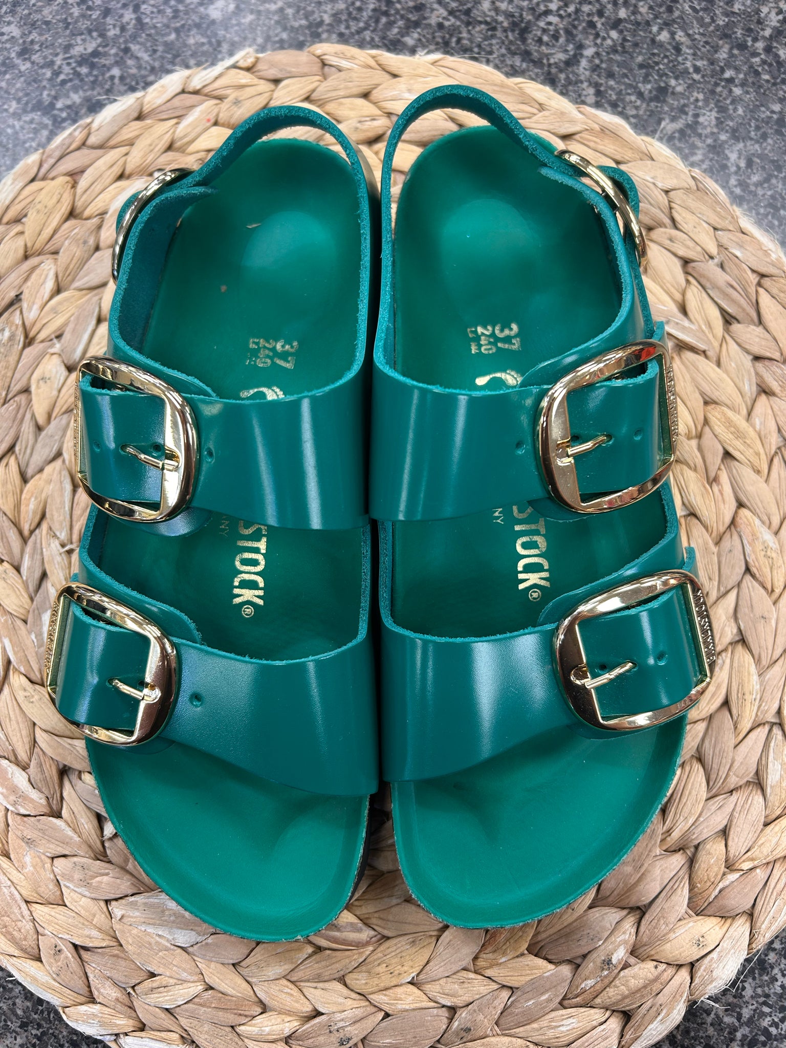 Pre-owned BIRKENSTOCK Green Gold Size 6 Designer Sandal
