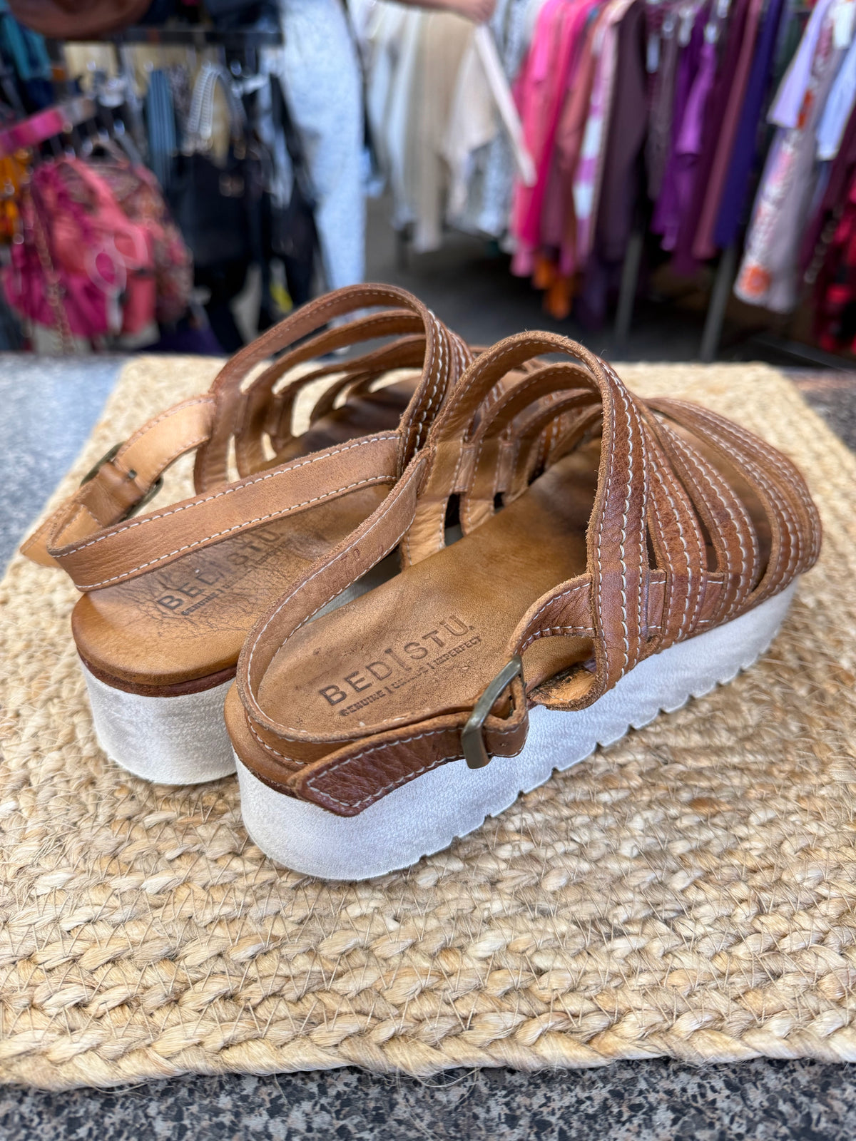Pre-owned BED STU Brown Off-white Size 8 Sandal