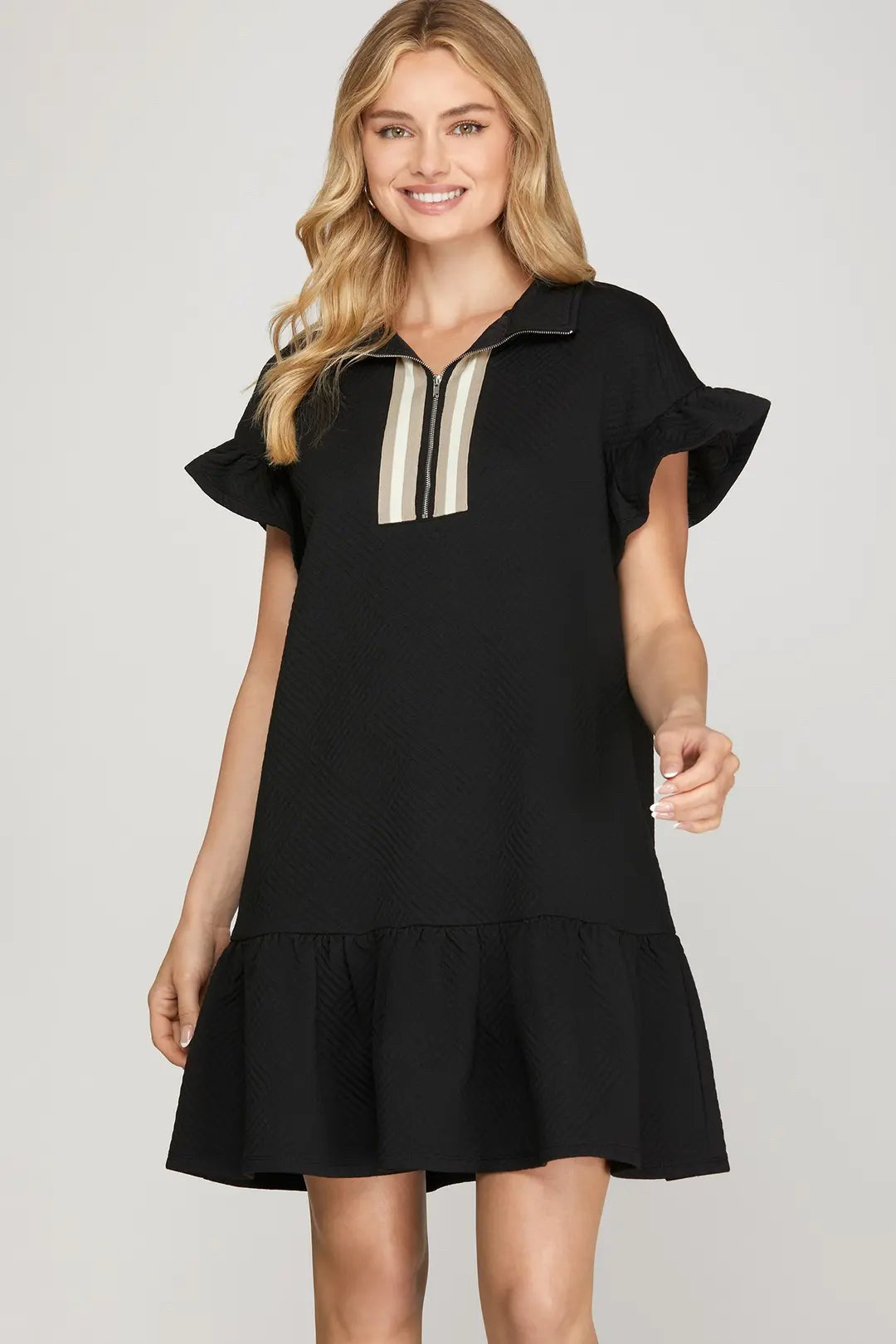 New SHE+SKY Black Size Small Short Sleeve Dress