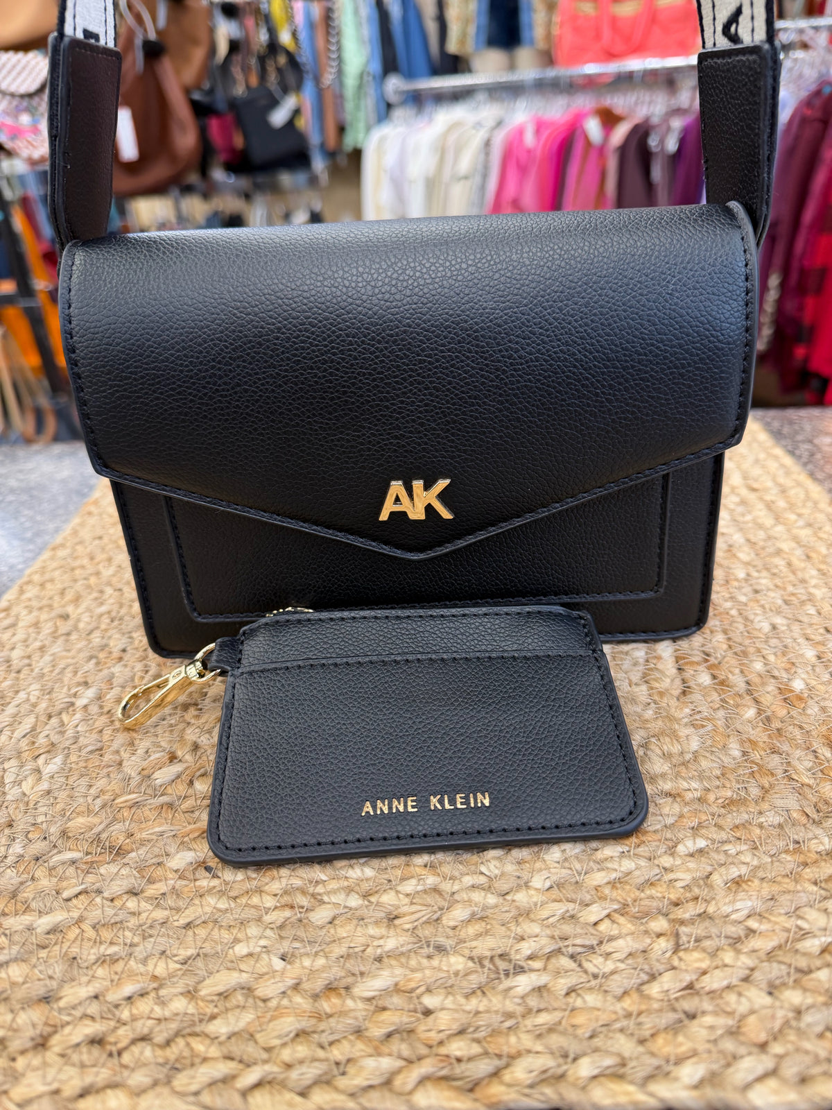 Pre-owned ANNE KLEIN Black Gold Trim S Crossbody Purse