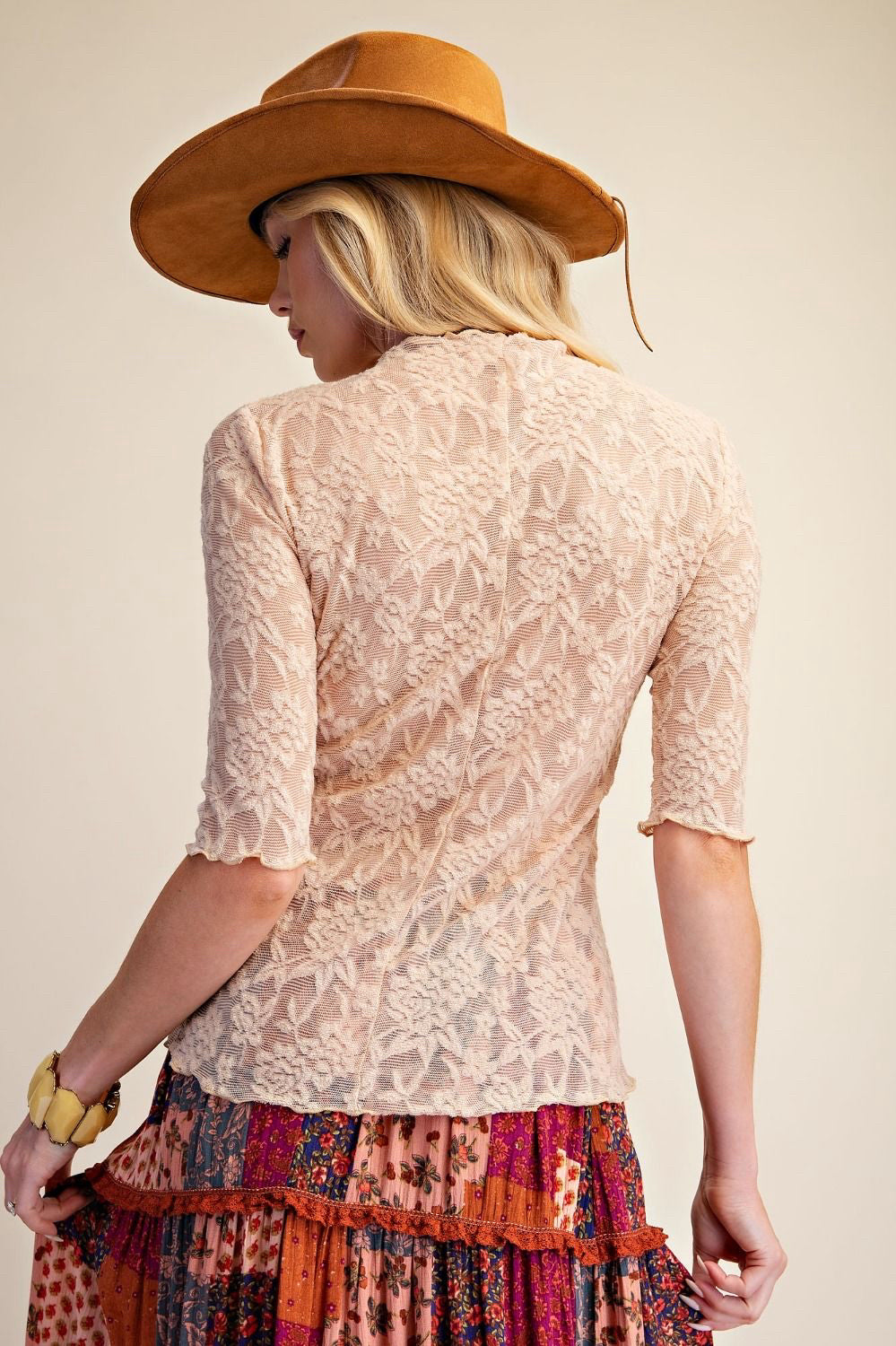New EASEL Cream Size: S Quarter Sleeve Blouse