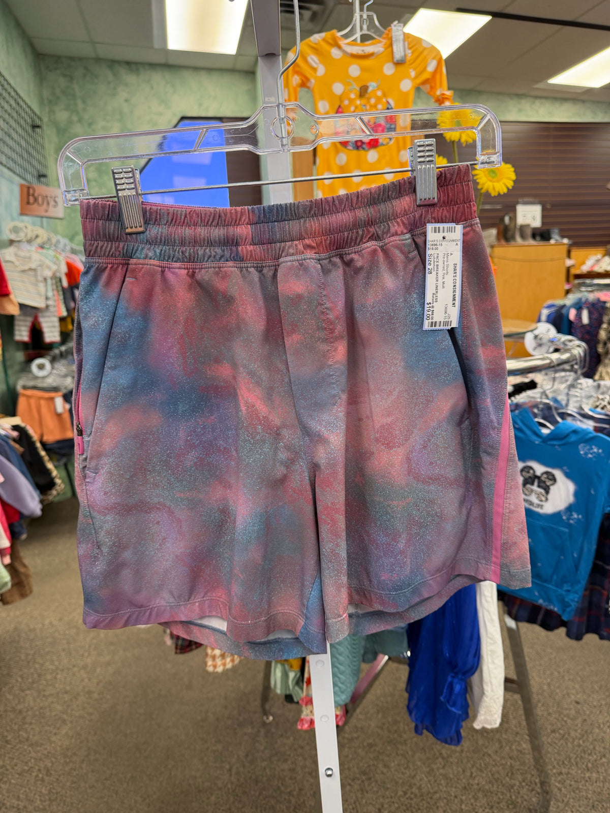 Pre-owned Lululemon Pink Multi Mens Size 28 Mens Shorts