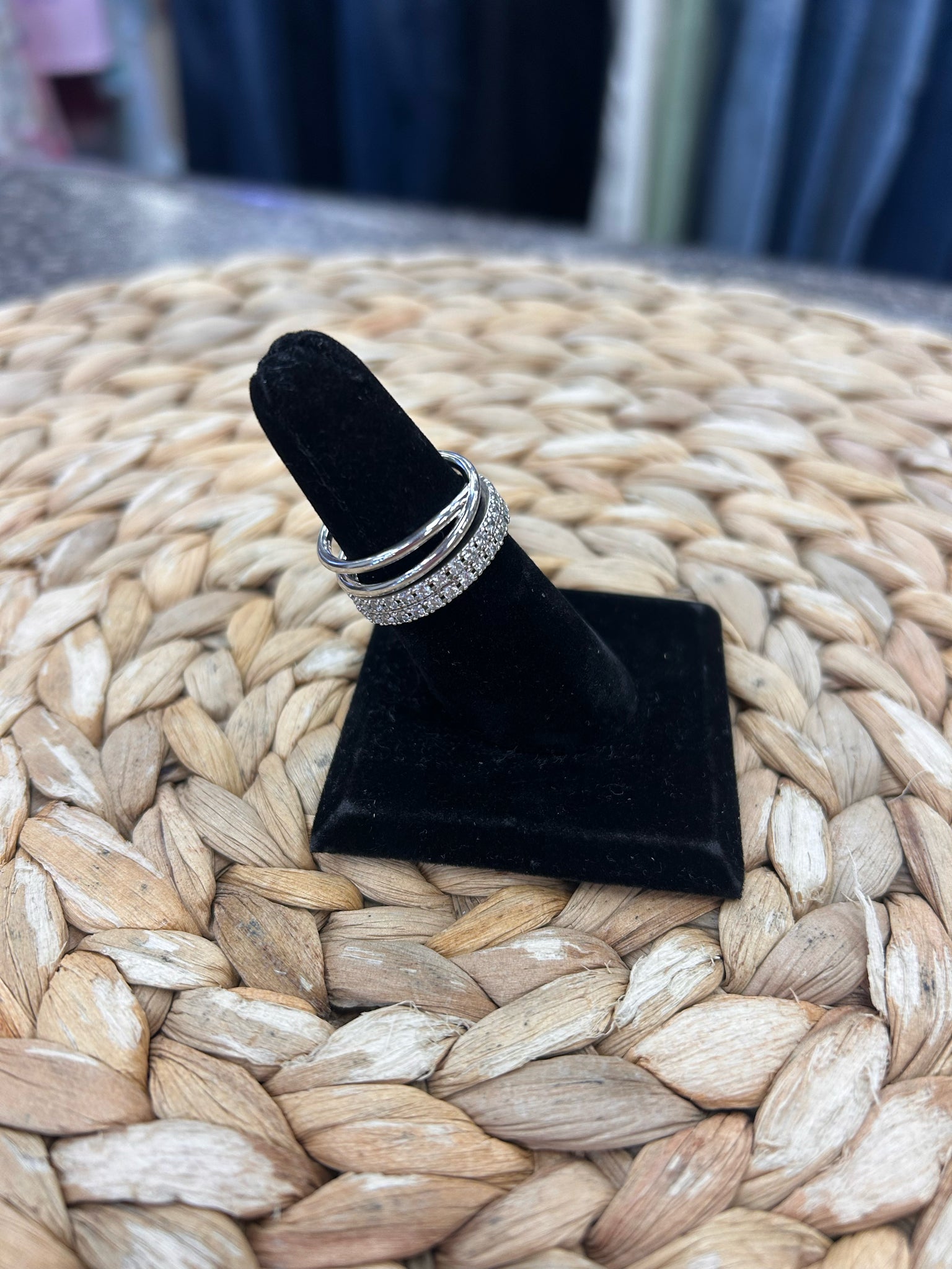 Pre-owned KENDRA SCOTT STERLING SILVER Ring Size 8 Designer Ring