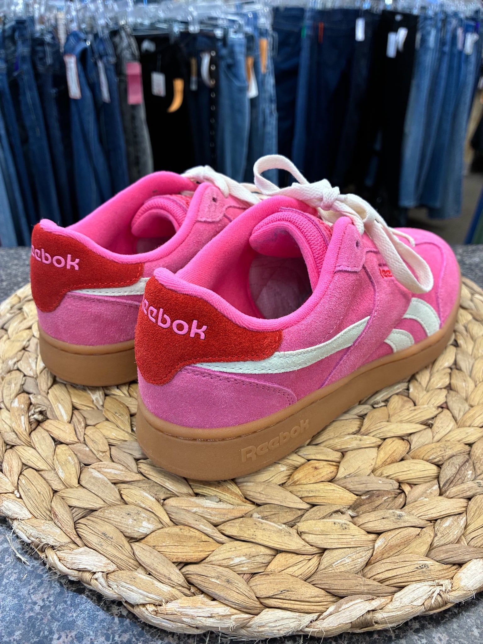 Pre-owned REEBOK Pink Red Size 7.5 Designer Sneaker