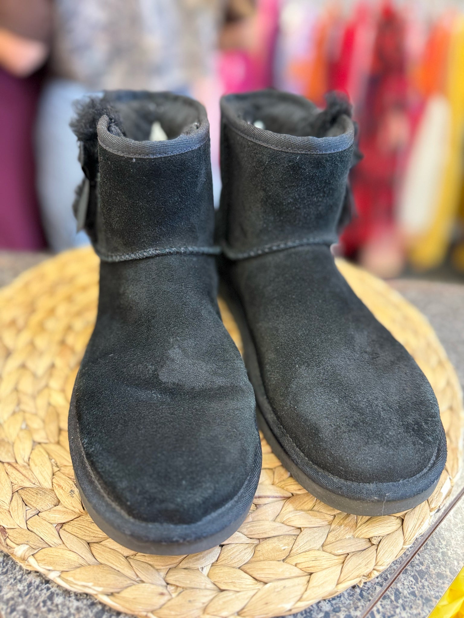 Pre-owned UGG Black Size 9 Designer Bootie