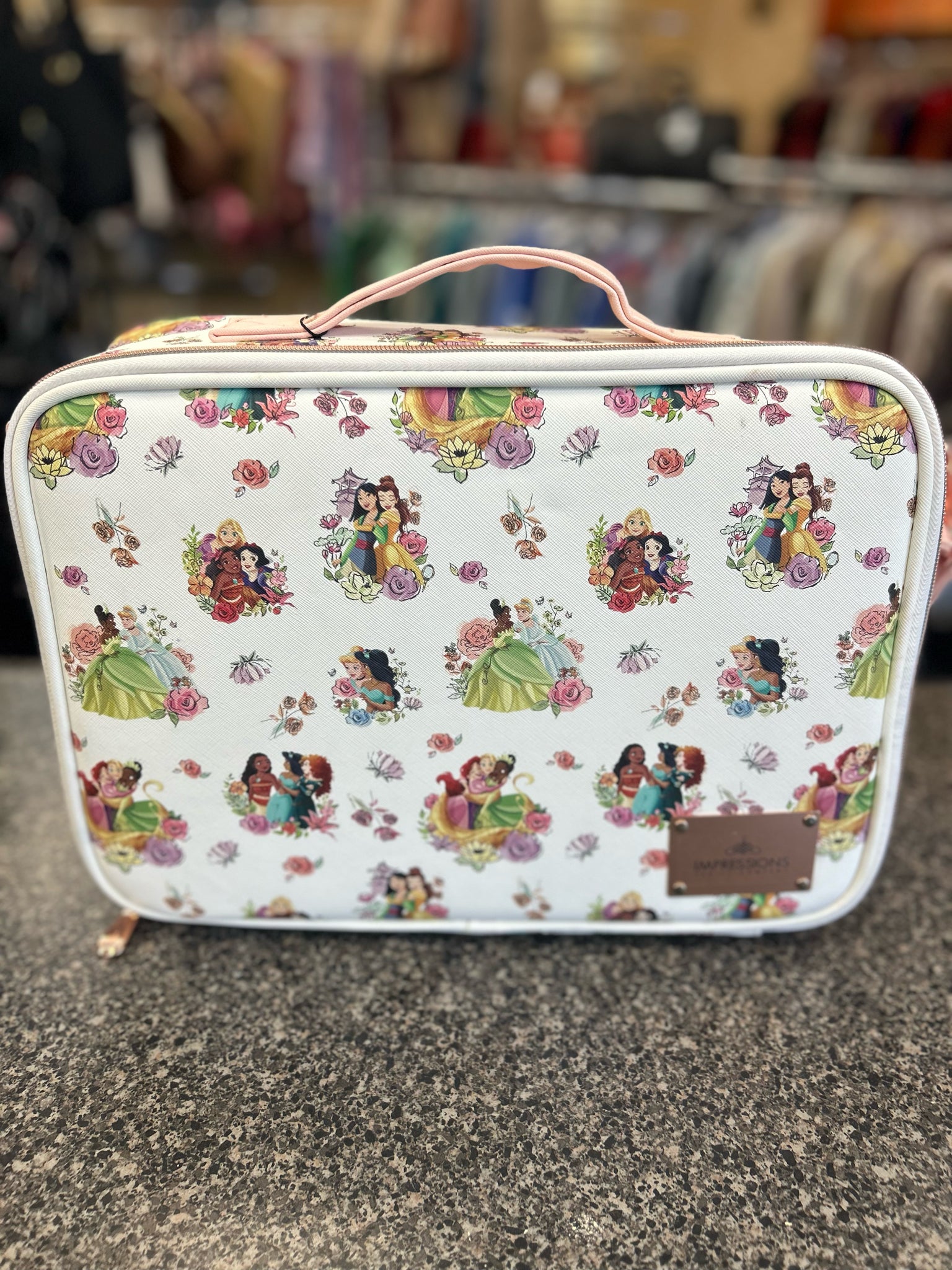 New with Tag IMPRESSIONS White Multi Floral XL Purse