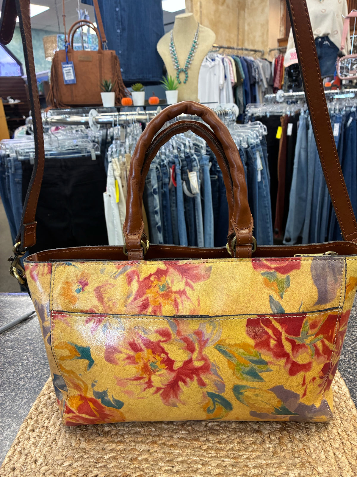 Pre-owned PATRICIA NASH Yellow Multi Floral Crossbody Designer Purse