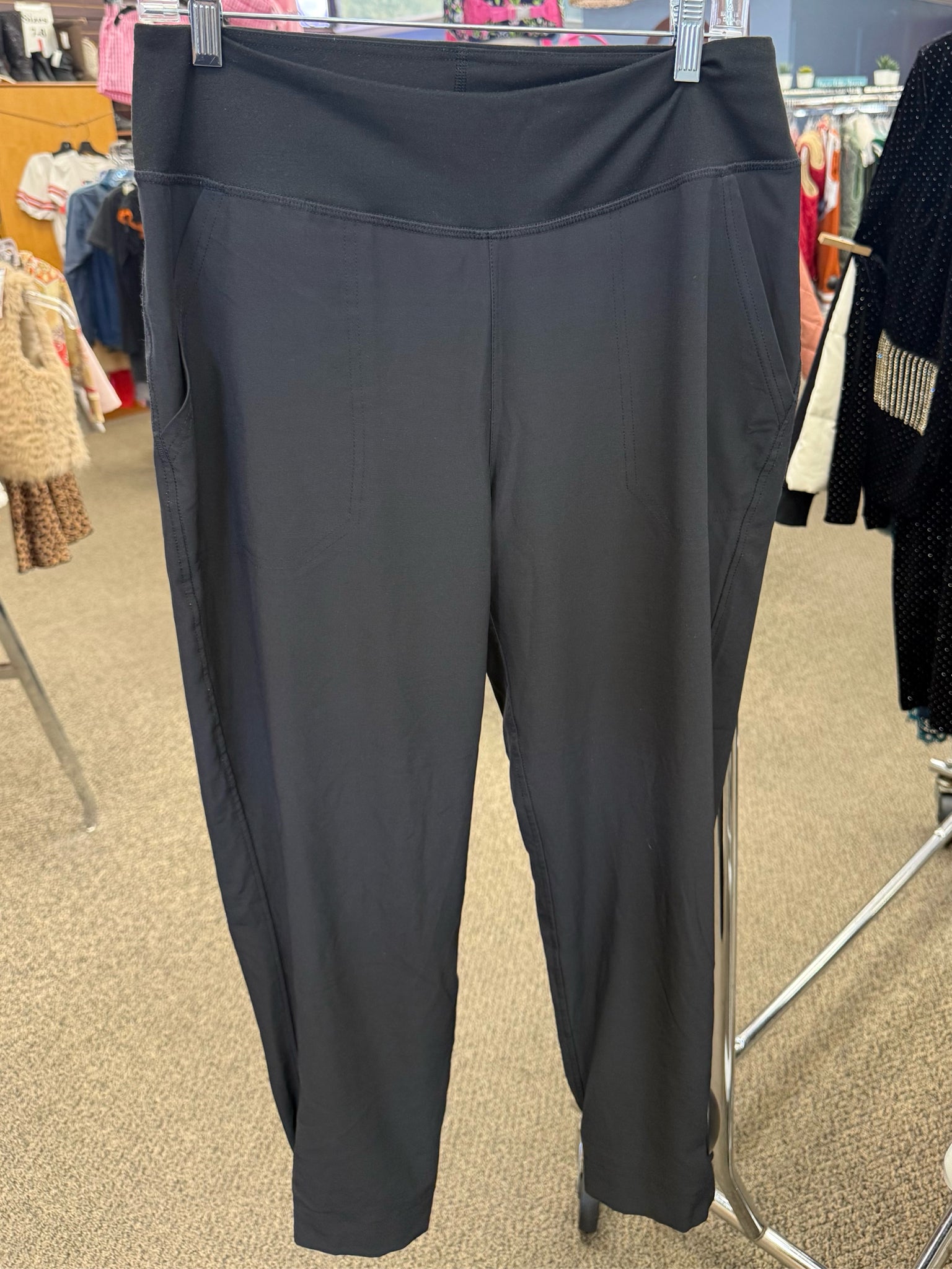 Pre-owned PATAGONIA Black Size: 10 Designer Pant