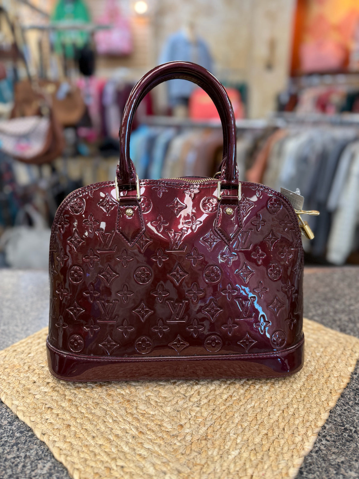 Pre-owned LOUIS VUITTON Maroon Signature Crossbody Designer Purse