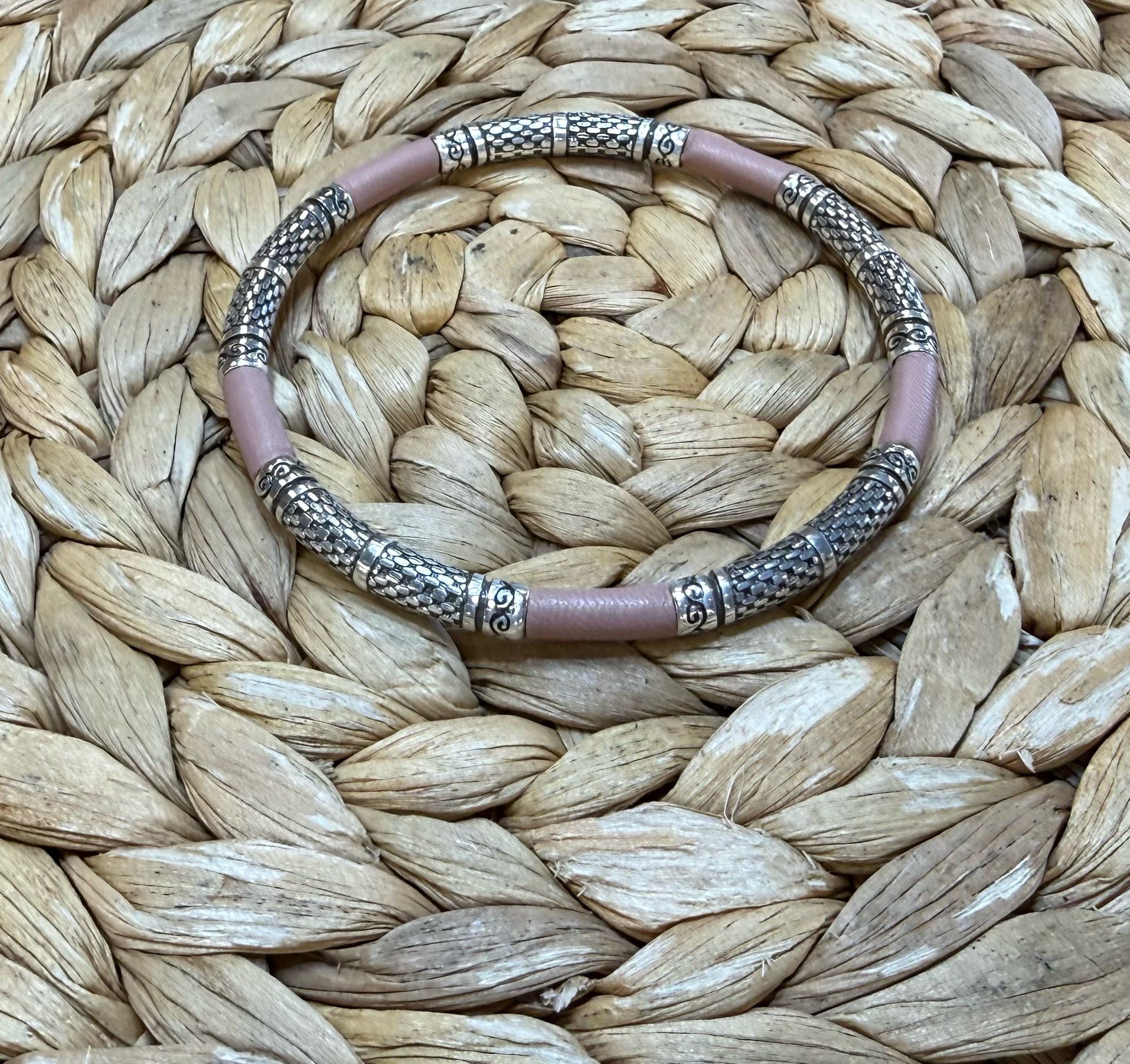 Pre-owned BRIGHTON Silver Pink Designer Bracelet