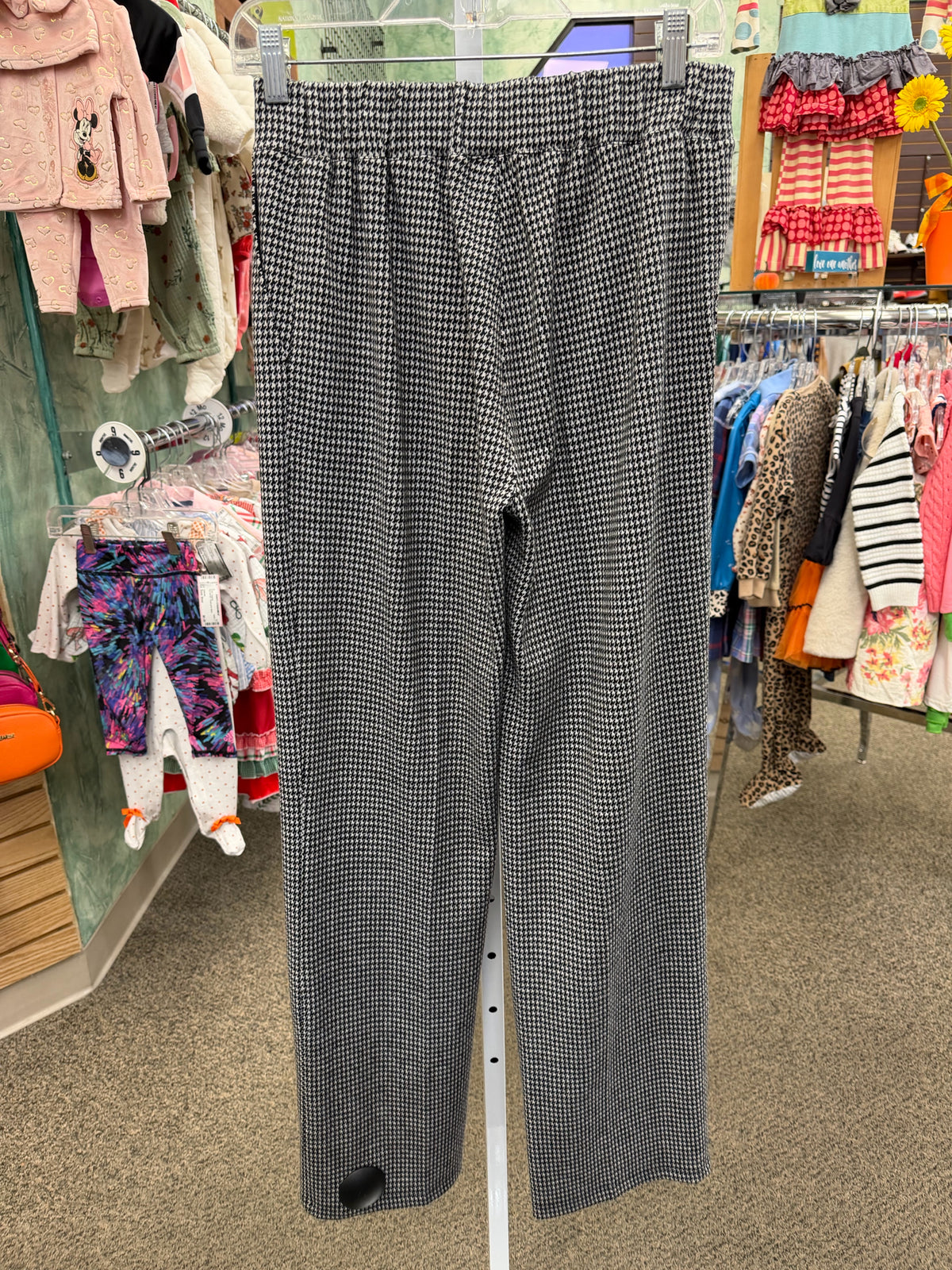 New with Tag YEST Black check White Size 4 Pants