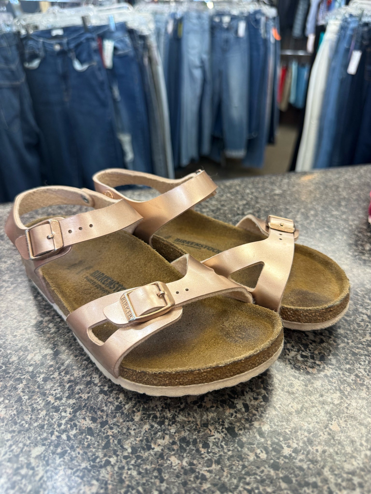 Pre-owned BIRKENSTOCK copper Shoe Size 1 Girls Designer Sandal
