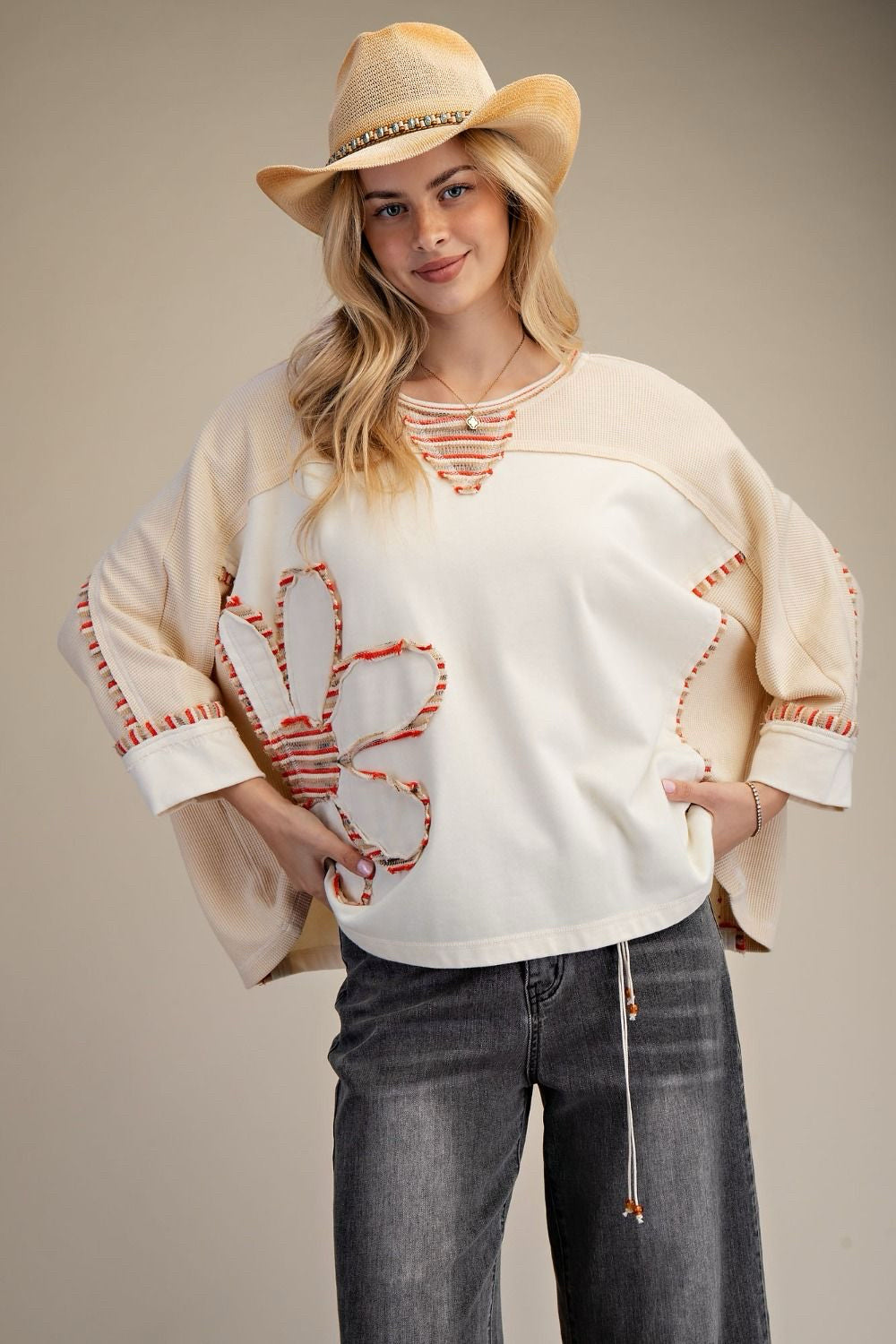 New EASEL Cream Quarter Sleeve Blouse
