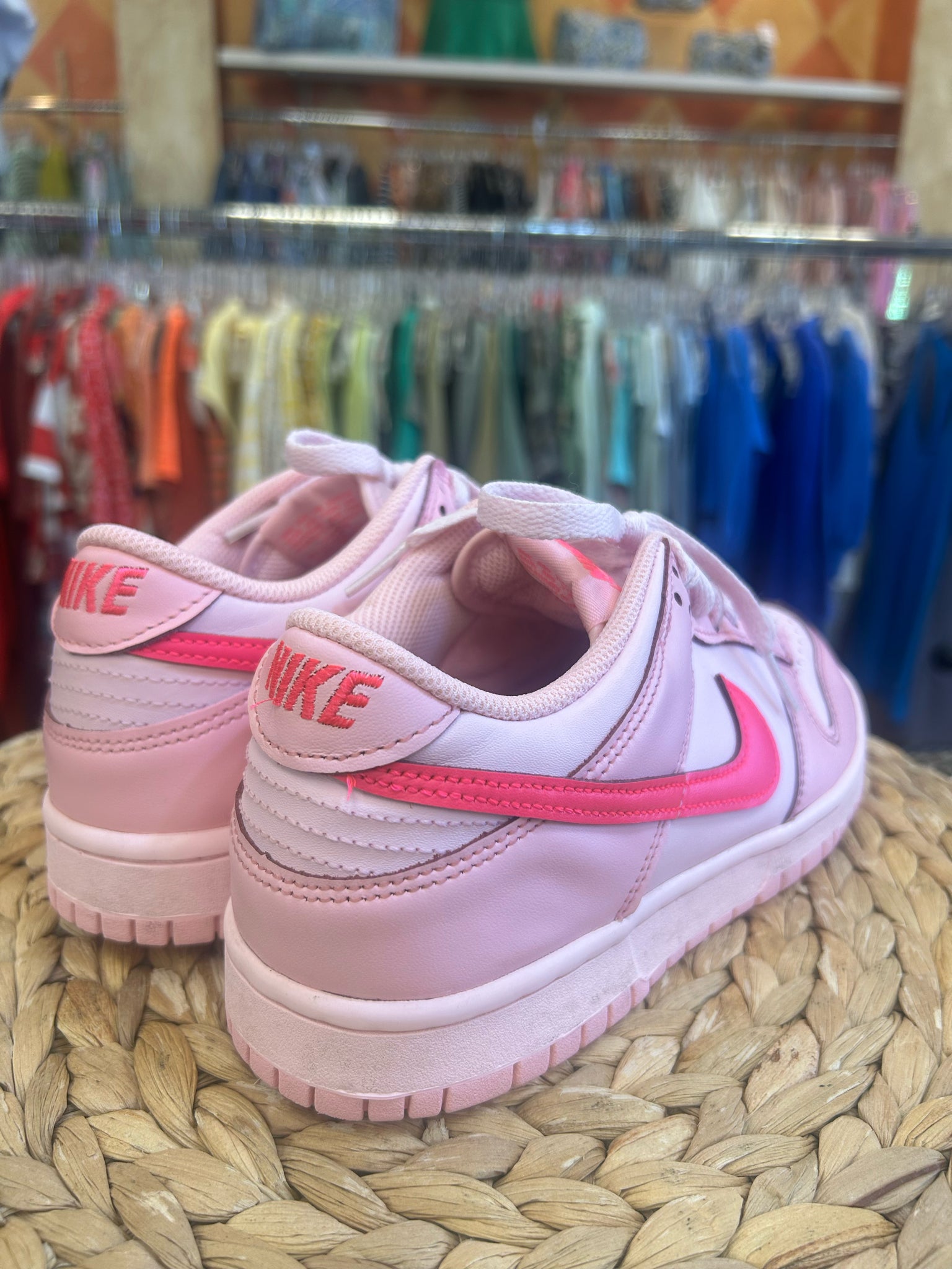 Pre-owned NIKE Pink Hot Pink Trim Size 8 Designer Sneaker