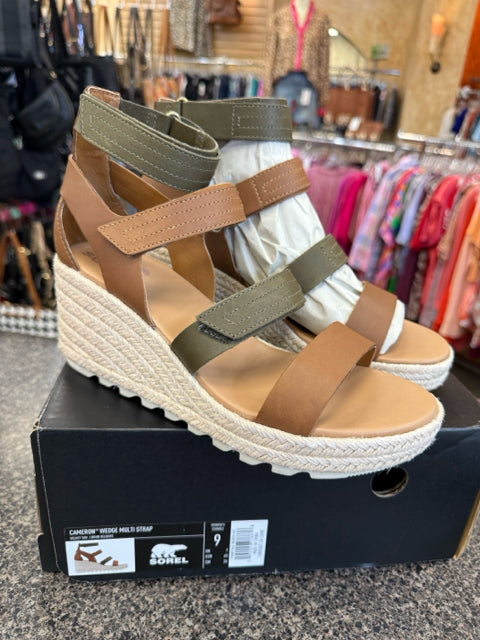 New with Tag SOREL Brown Dark Olive Size 9 Designer Sandal