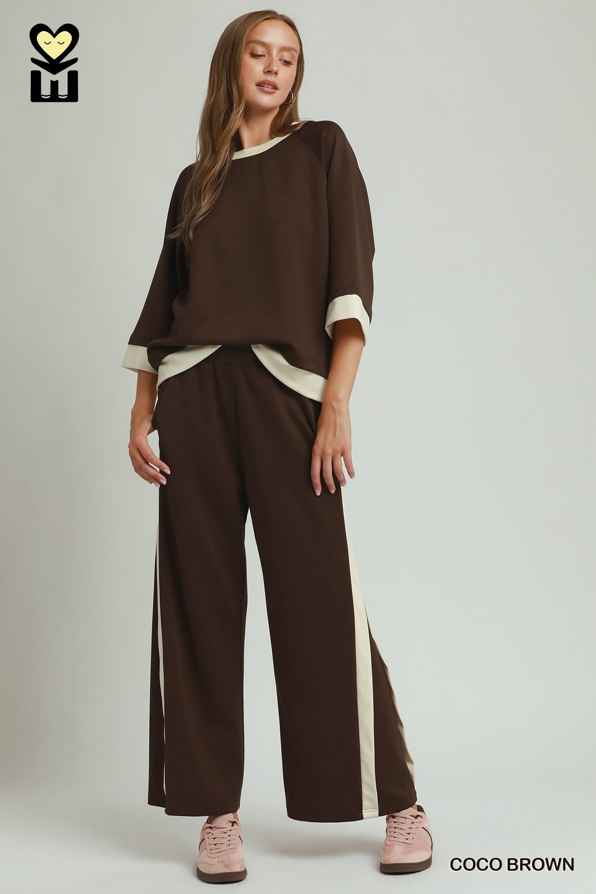 New UMGEE Brown Cream Trim Dr Size S Short Sleeve PantSet