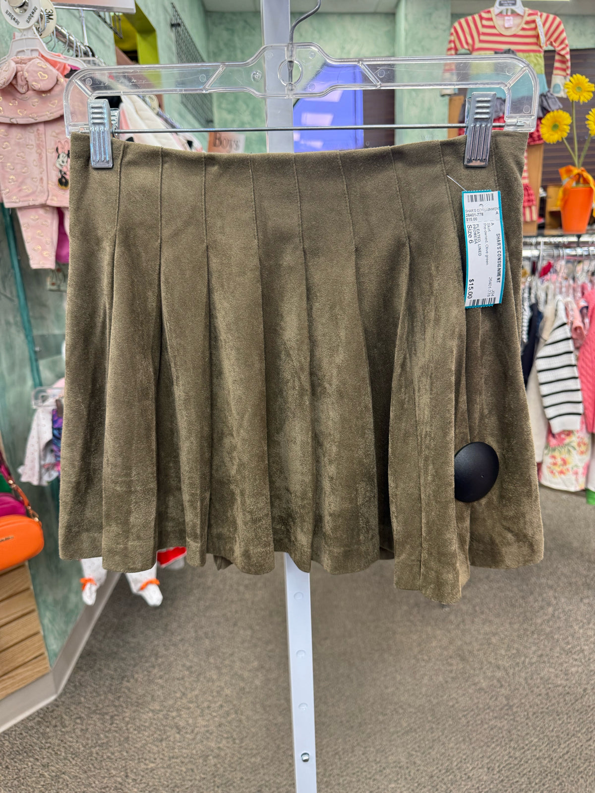 Pre-owned PROMESA Olive green Size 6 Skirt