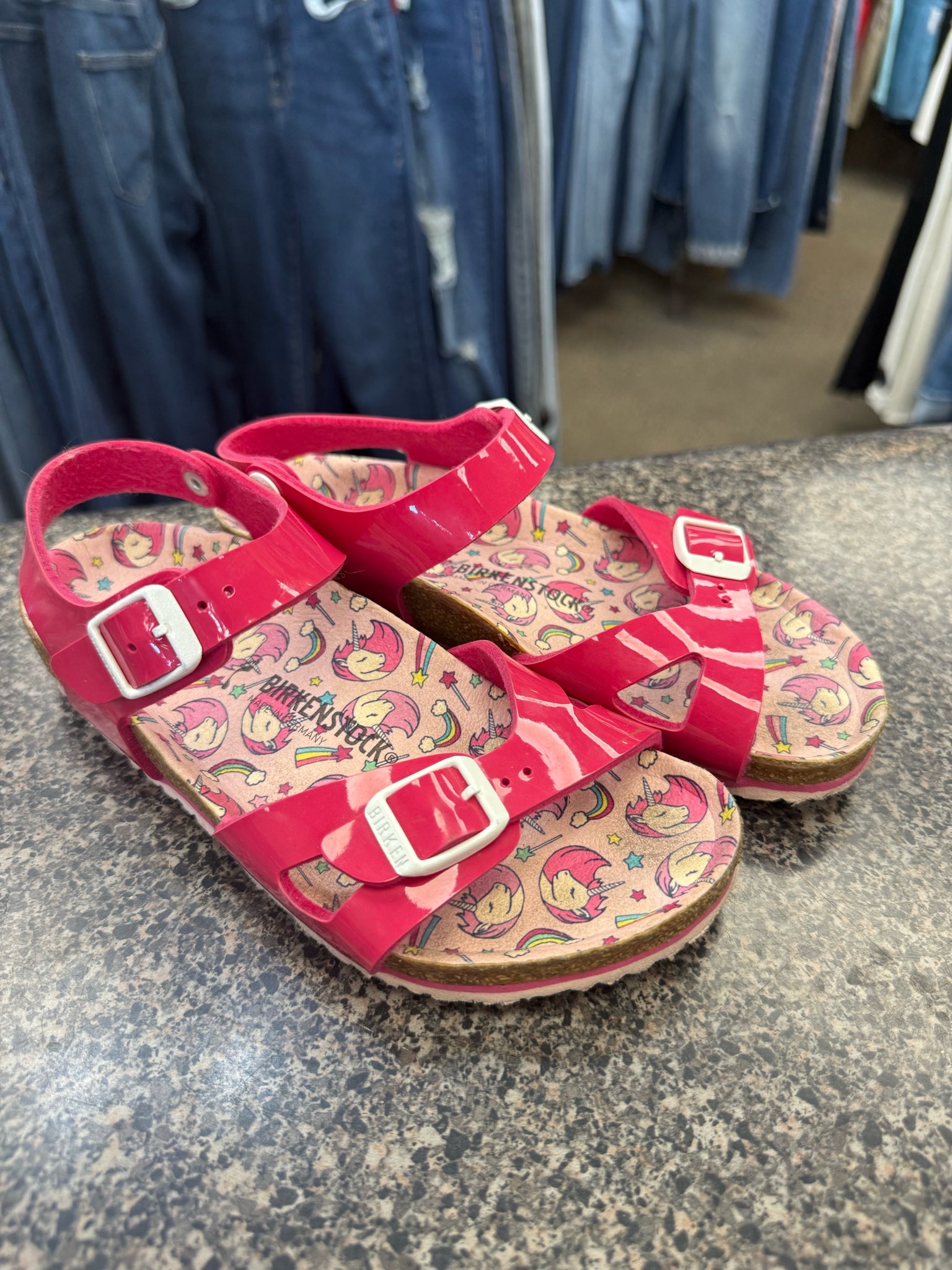 Pre-owned BIRKENSTOCK Hot pink White Trim Shoe Size 12 Girls Designer Sandal