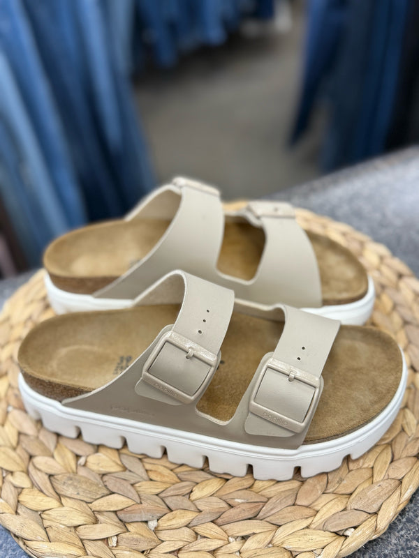 Pre-owned BIRKENSTOCK Tan White Trim Size 8 Designer Sandal