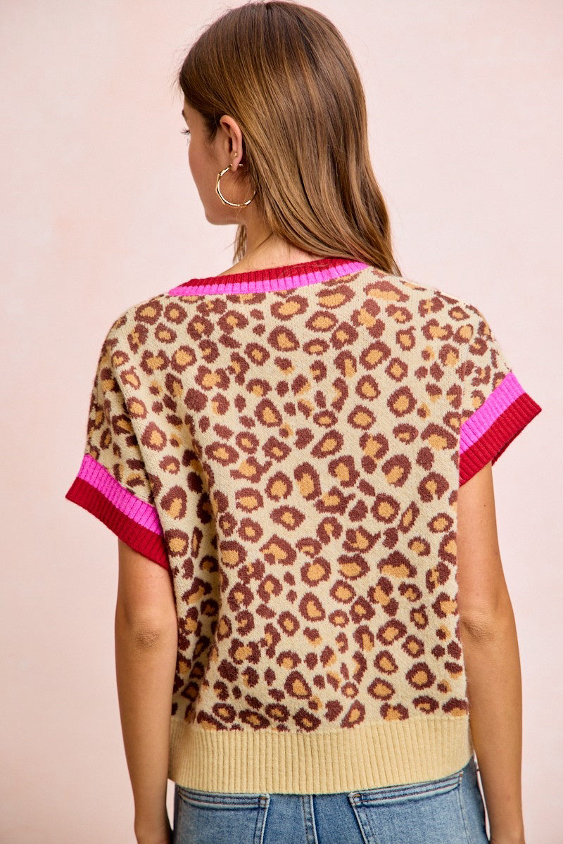 New BIBI Leopard Pink Trim Size S Short Sleeve Sweater