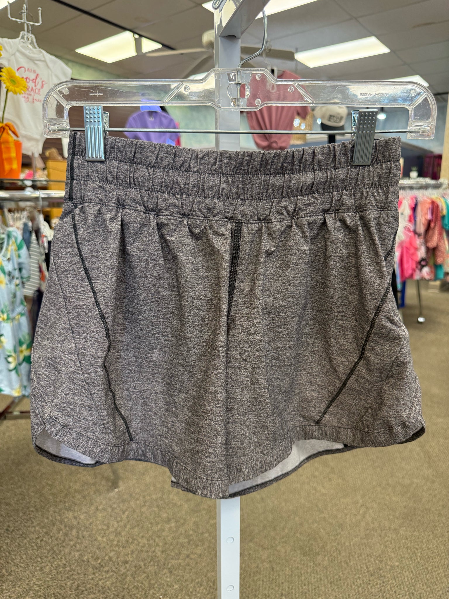 Pre-owned Lululemon DARK GREY Black blend Size 6 Designer Shorts