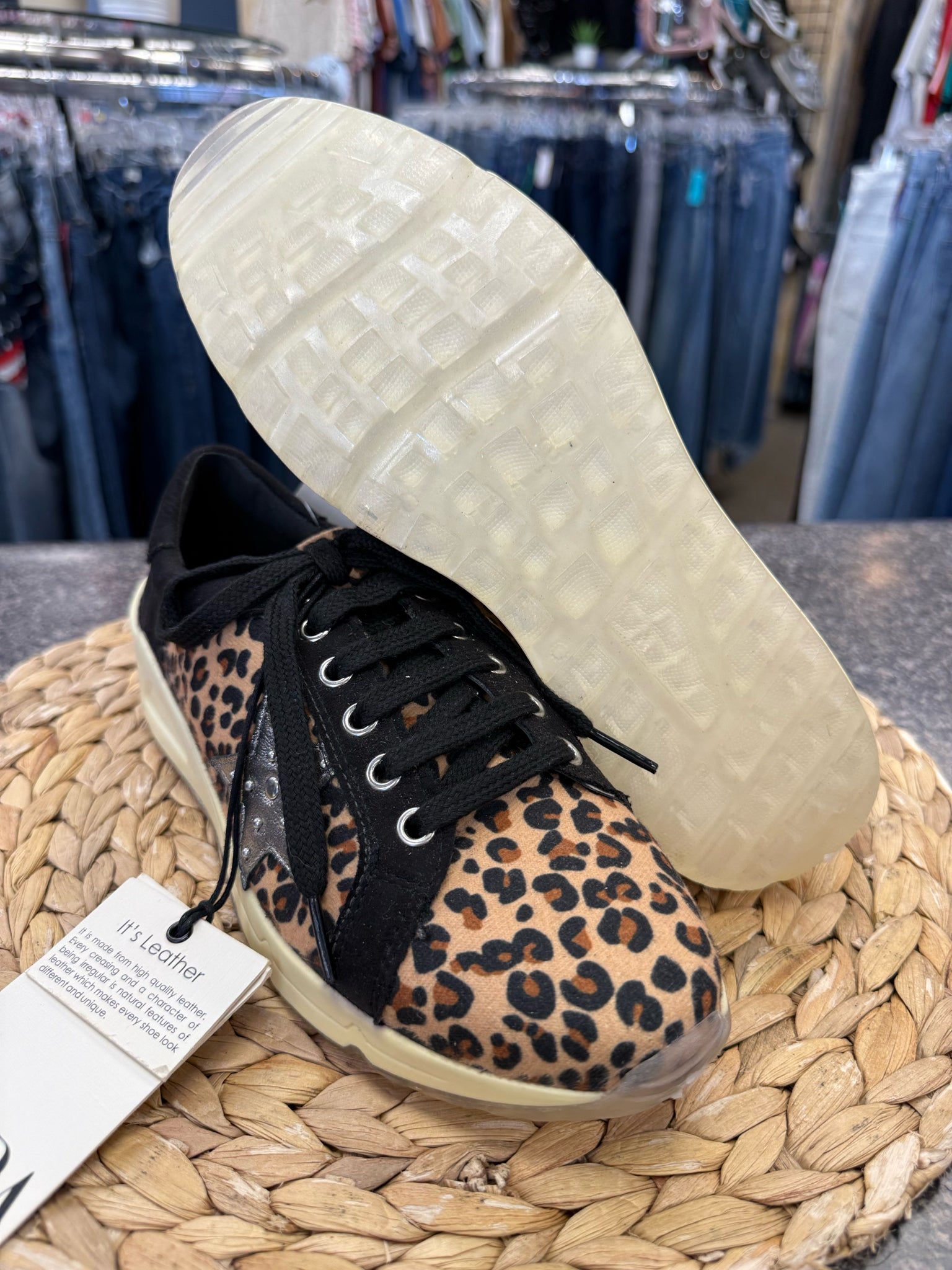 New with Tag Myra Bag Leopard Black Trim Size 8 Sneaker