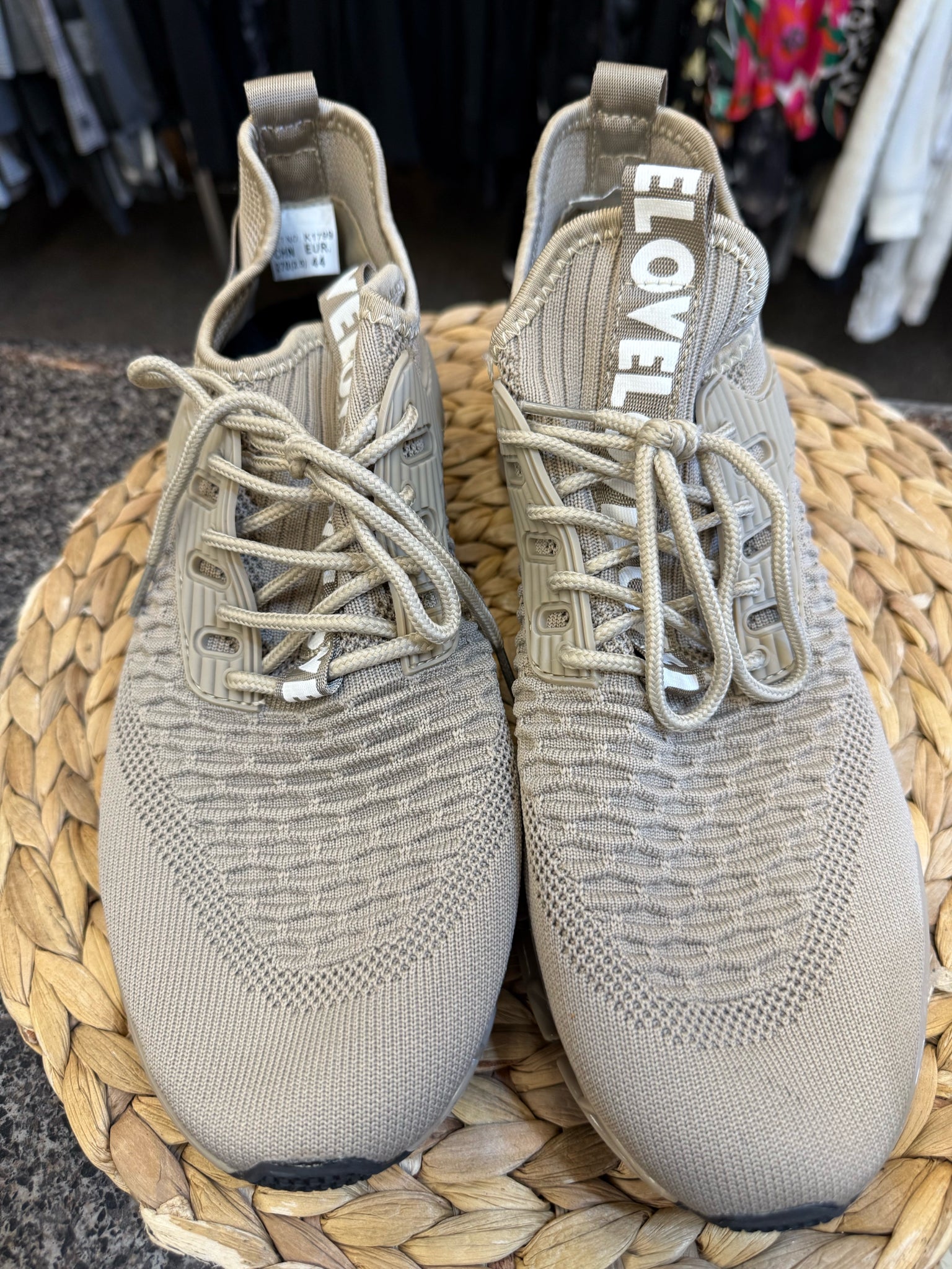 Pre-owned DENGCHEN Tan SHOE SIZE 13 MENS Designer Sneaker