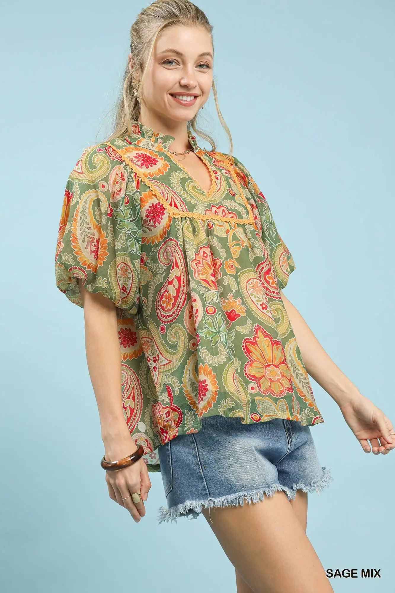 New UMGEE Green Peach Floral Size: S Short Sleeve Blouse