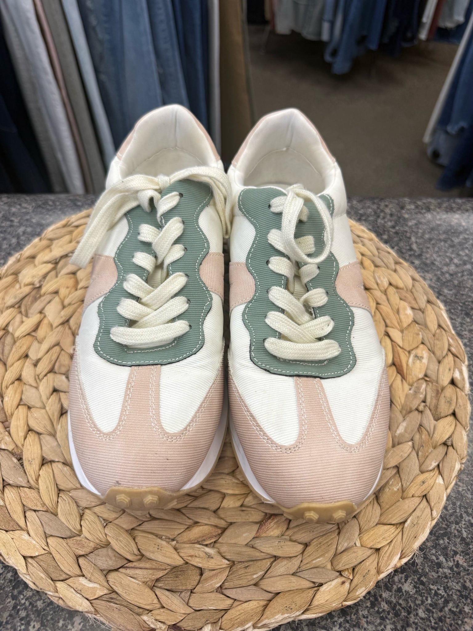 Pre-owned ALTARD STATE Beige Pink Size 8.5 Sneaker