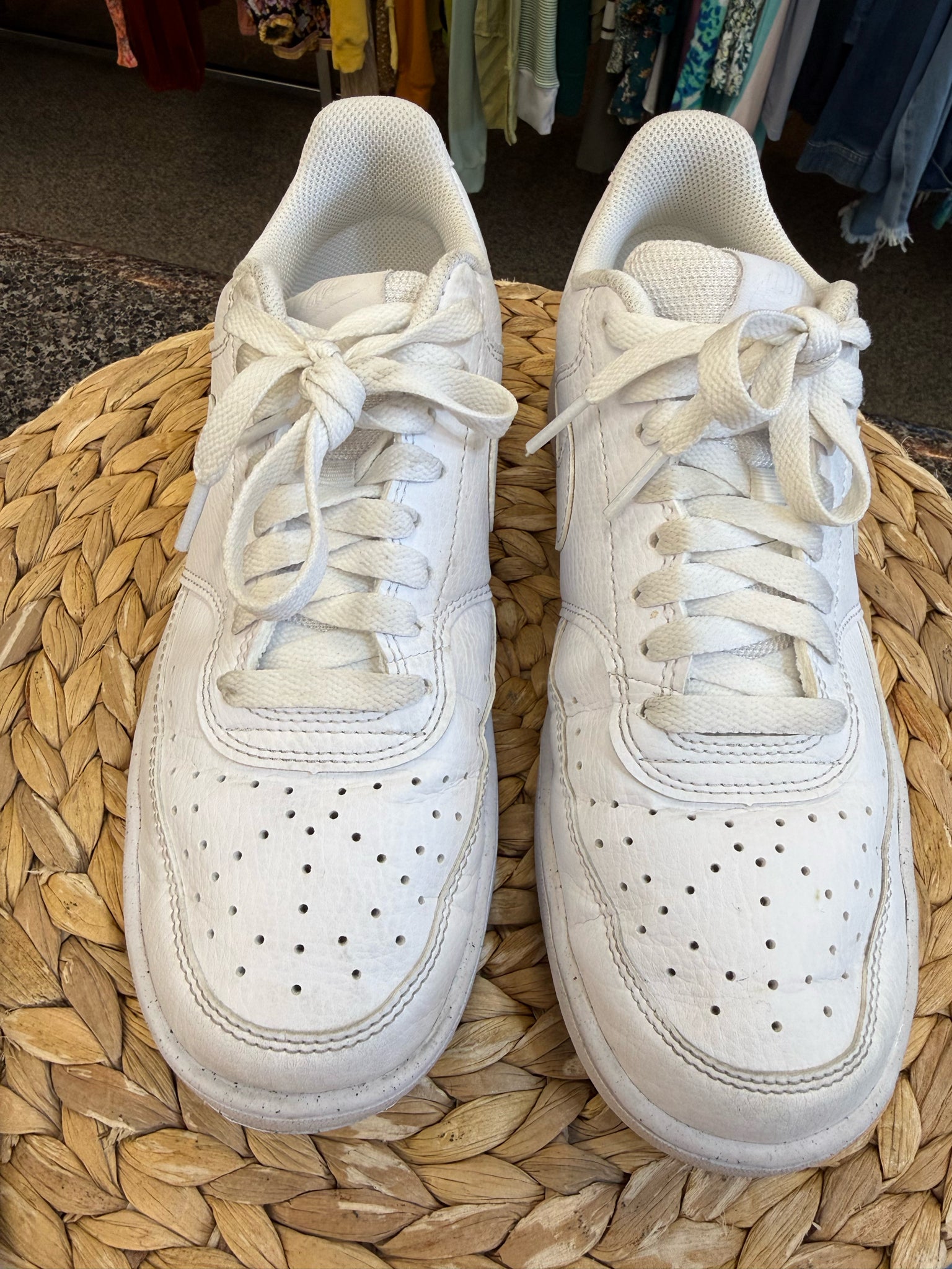 Pre-owned NIKE White Size 7 Sneaker