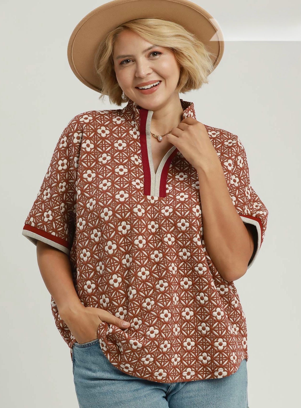 New UMGEE Rust floral Cream Size: S Short Sleeve Blouse