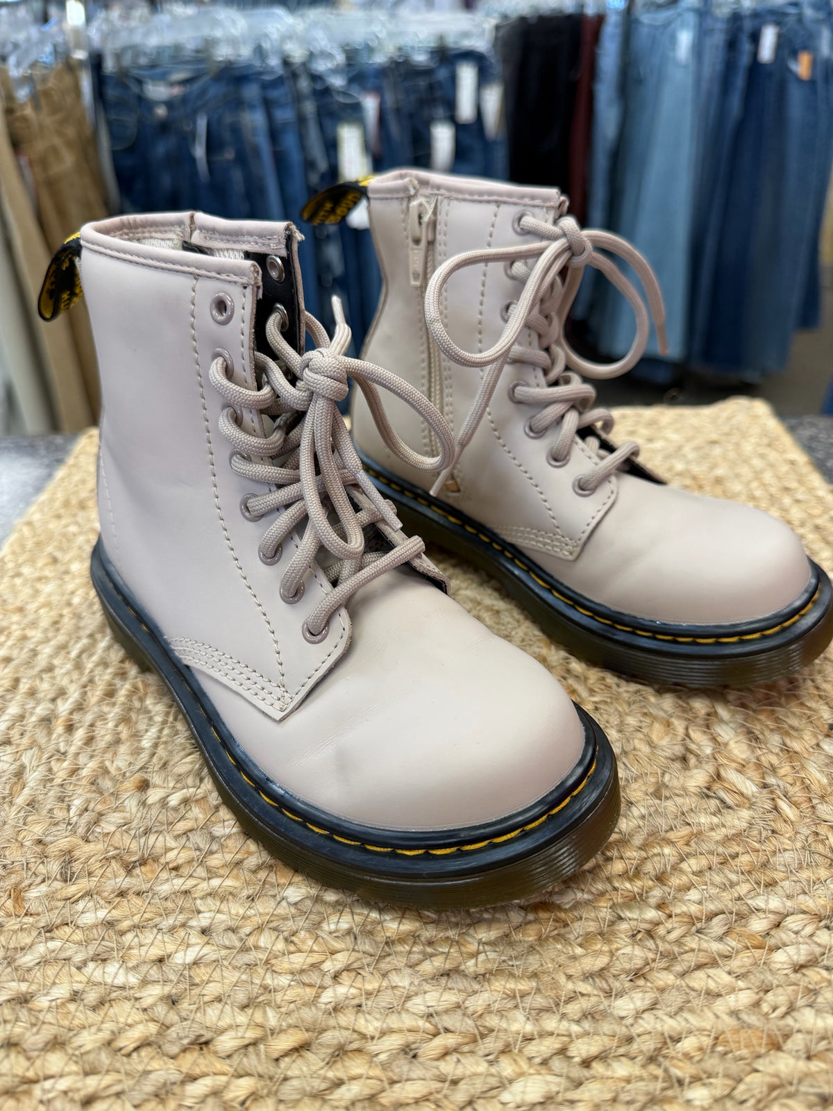 Pre-owned DR MARTENS Beige Shoe Size 12 Girls Boot