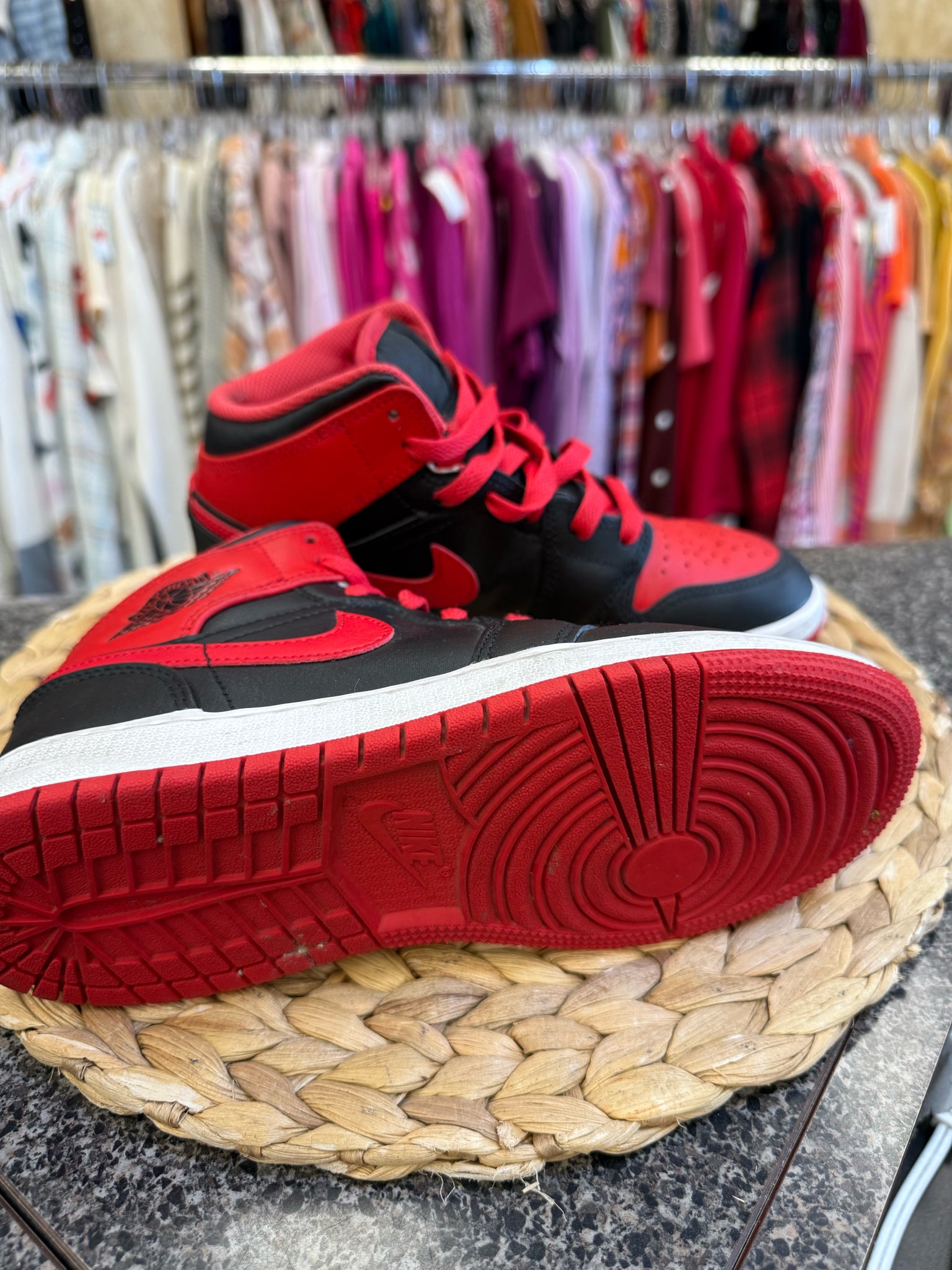 Pre-owned Nike Air Jordan Red Black C-SIZE 4 Boys Designer Sneaker