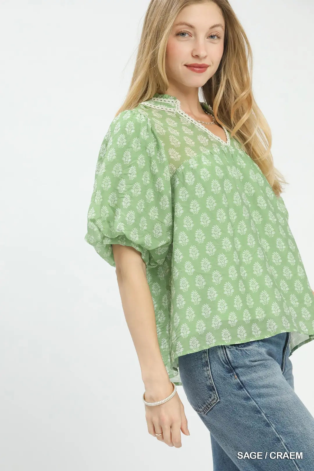 New UMGEE Light green print White Size S Short Sleeve Blouse