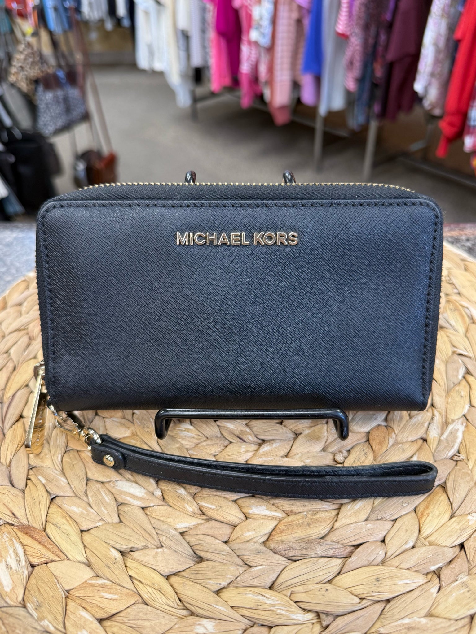 Pre-owned MICHAEL KORS Black Gold Trim WALLET SIZE M Designer Wallet