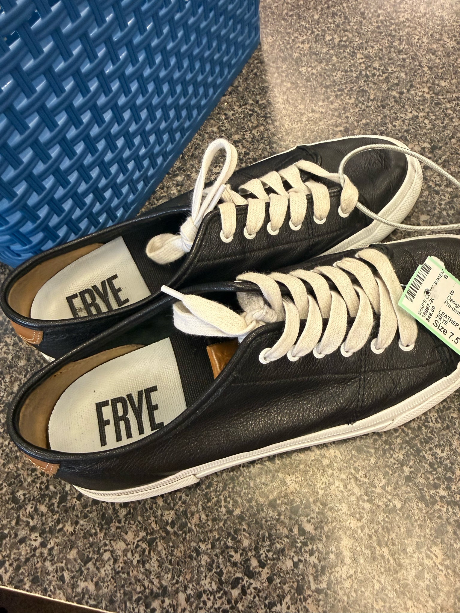 Pre-owned FRYE Black Size 7.5 Designer Sneaker