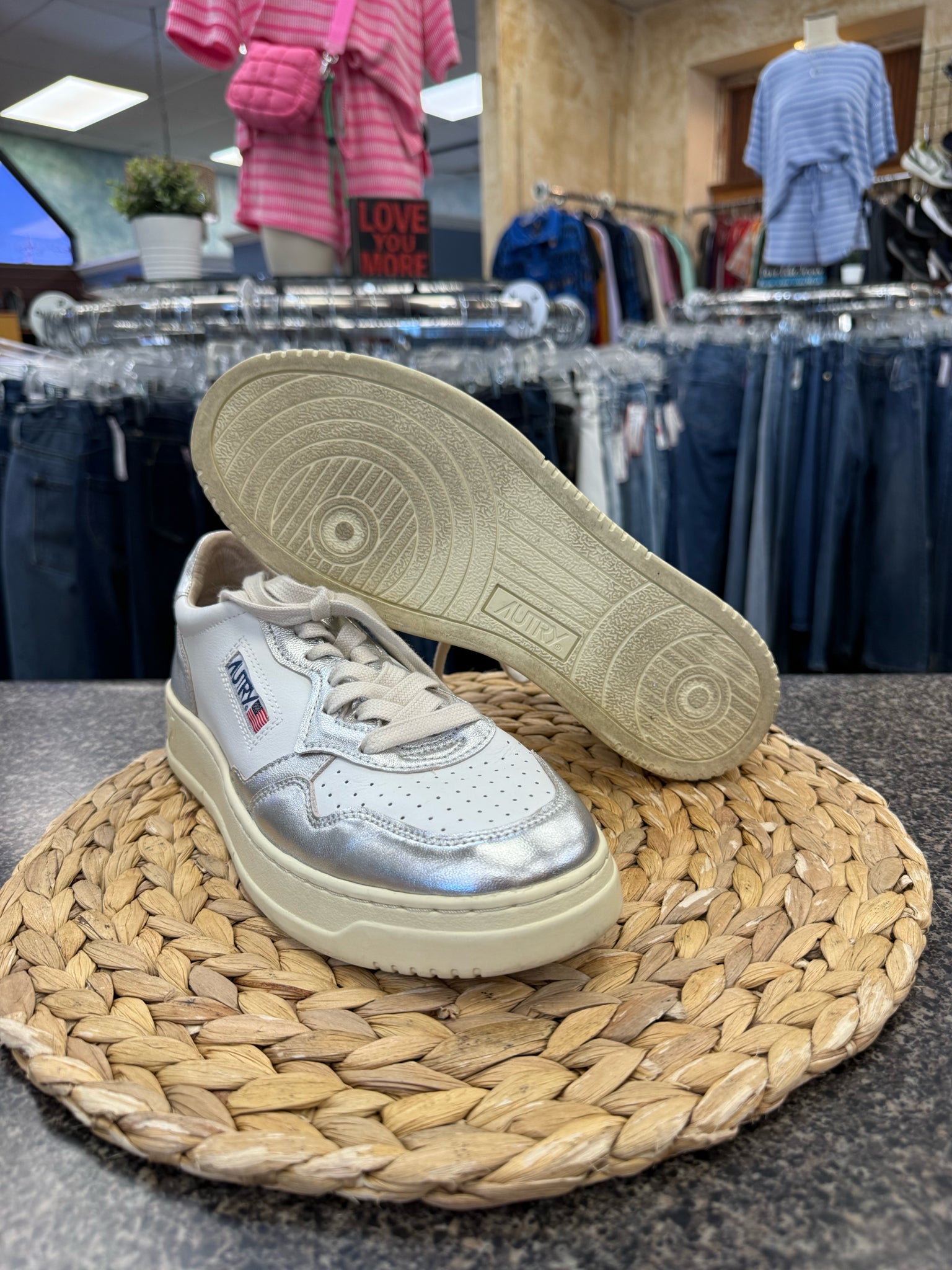 Pre-owned AUTRY White Silver Trim Size 9.5 Designer Sneaker