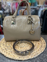 New with Tag MICHAEL KORS Gray Gold Duffel Designer Purse