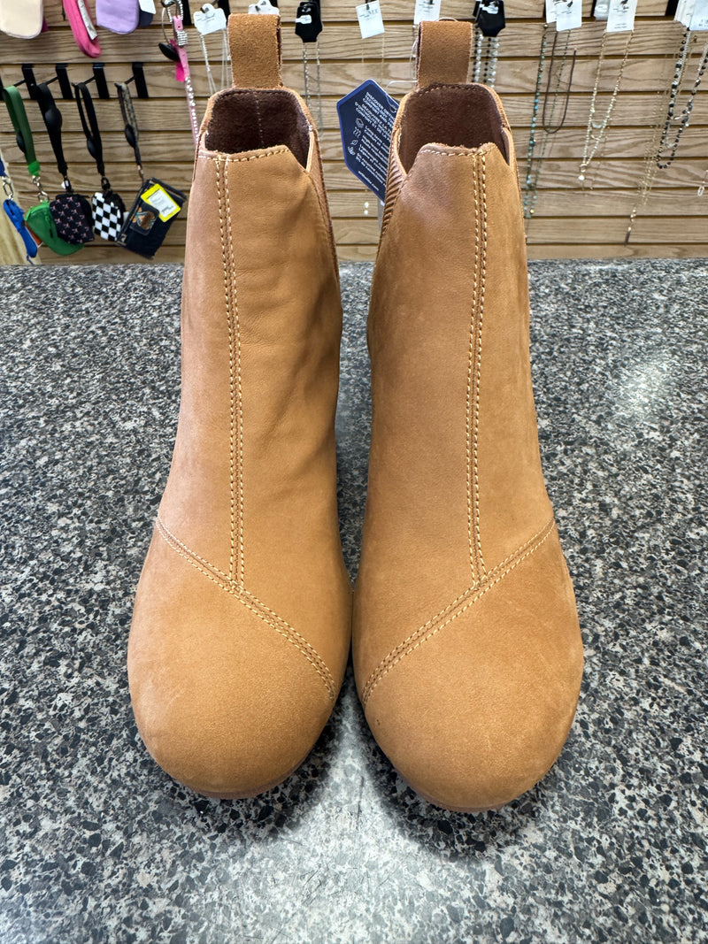 New with Tag TOMS Tan Size 8.5 Bootie