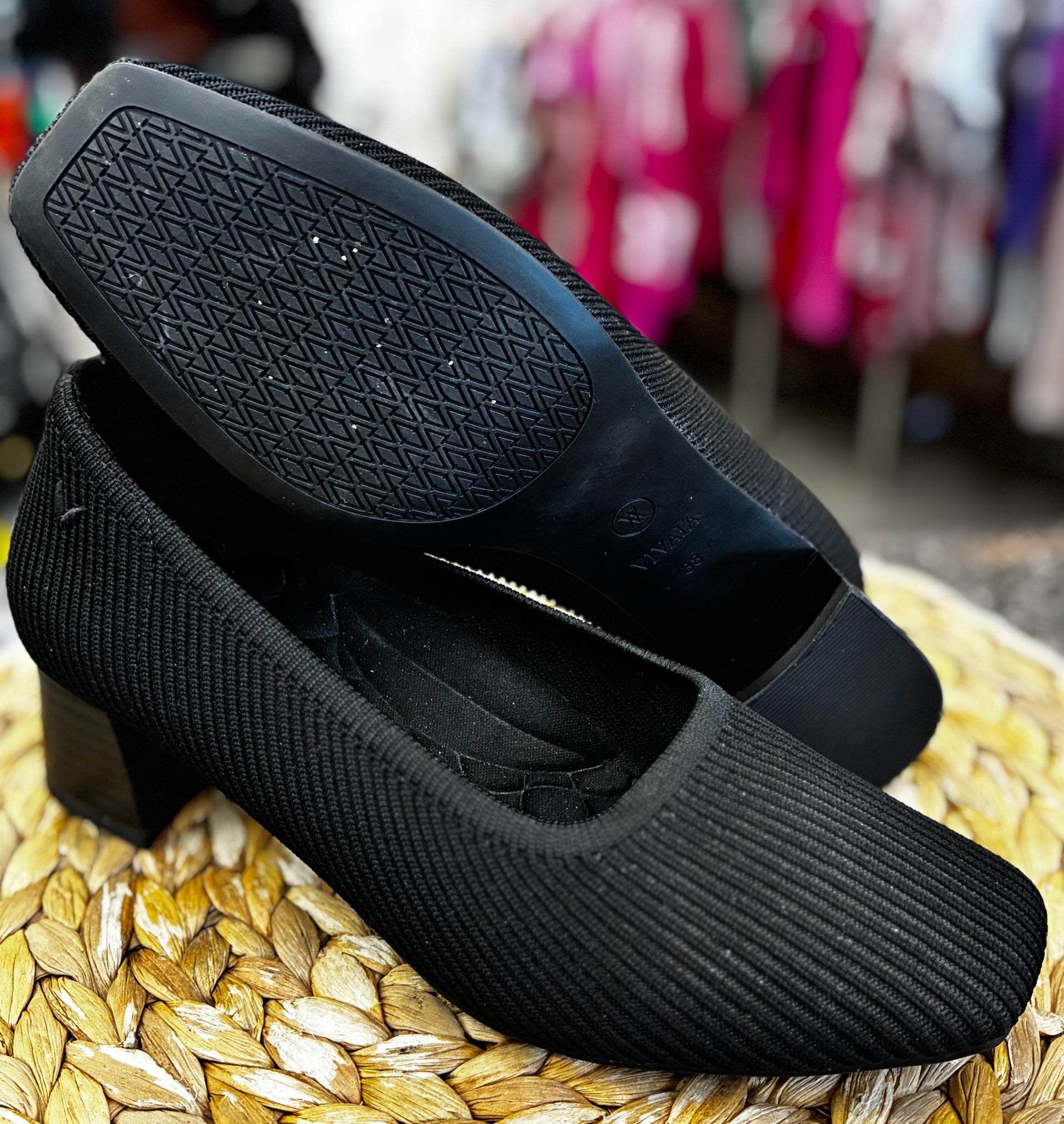 Pre-owned VIVALA Black Size 7 Heel
