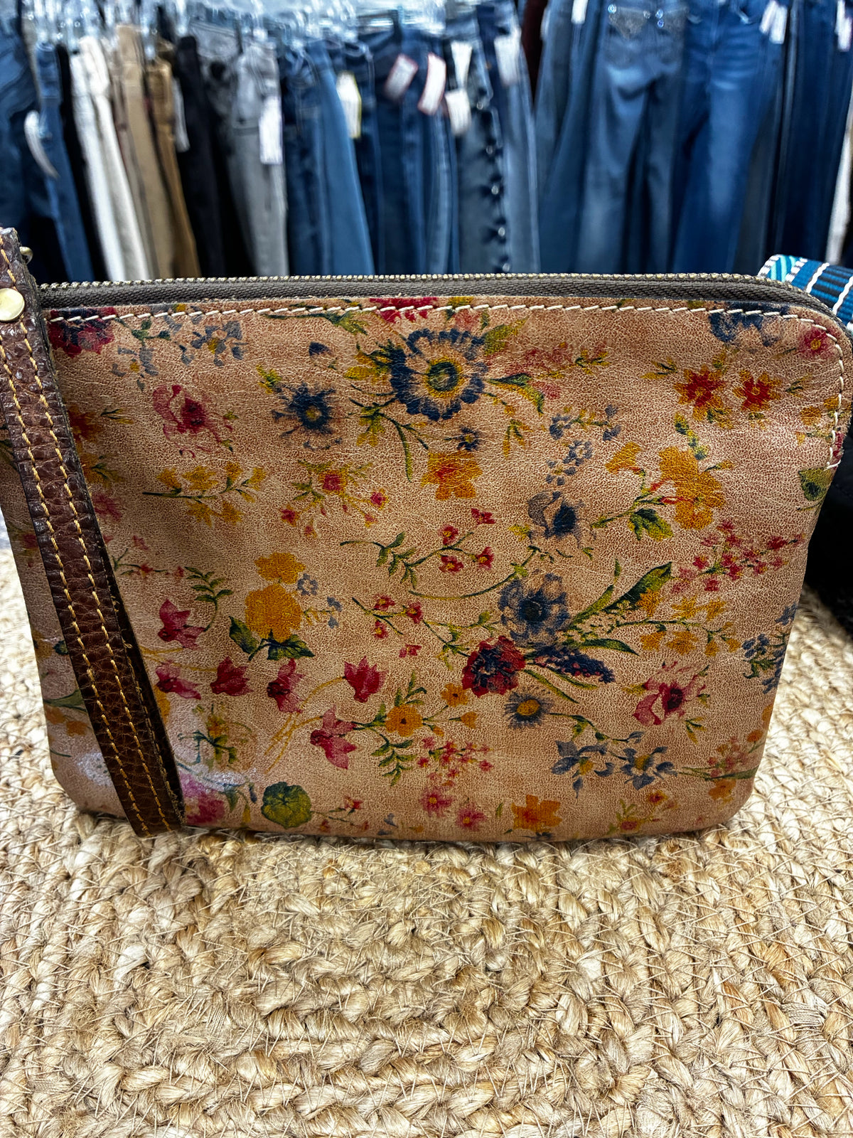 Pre-owned PATRICIA NASH Tan Multi Floral S Wristlet Purse